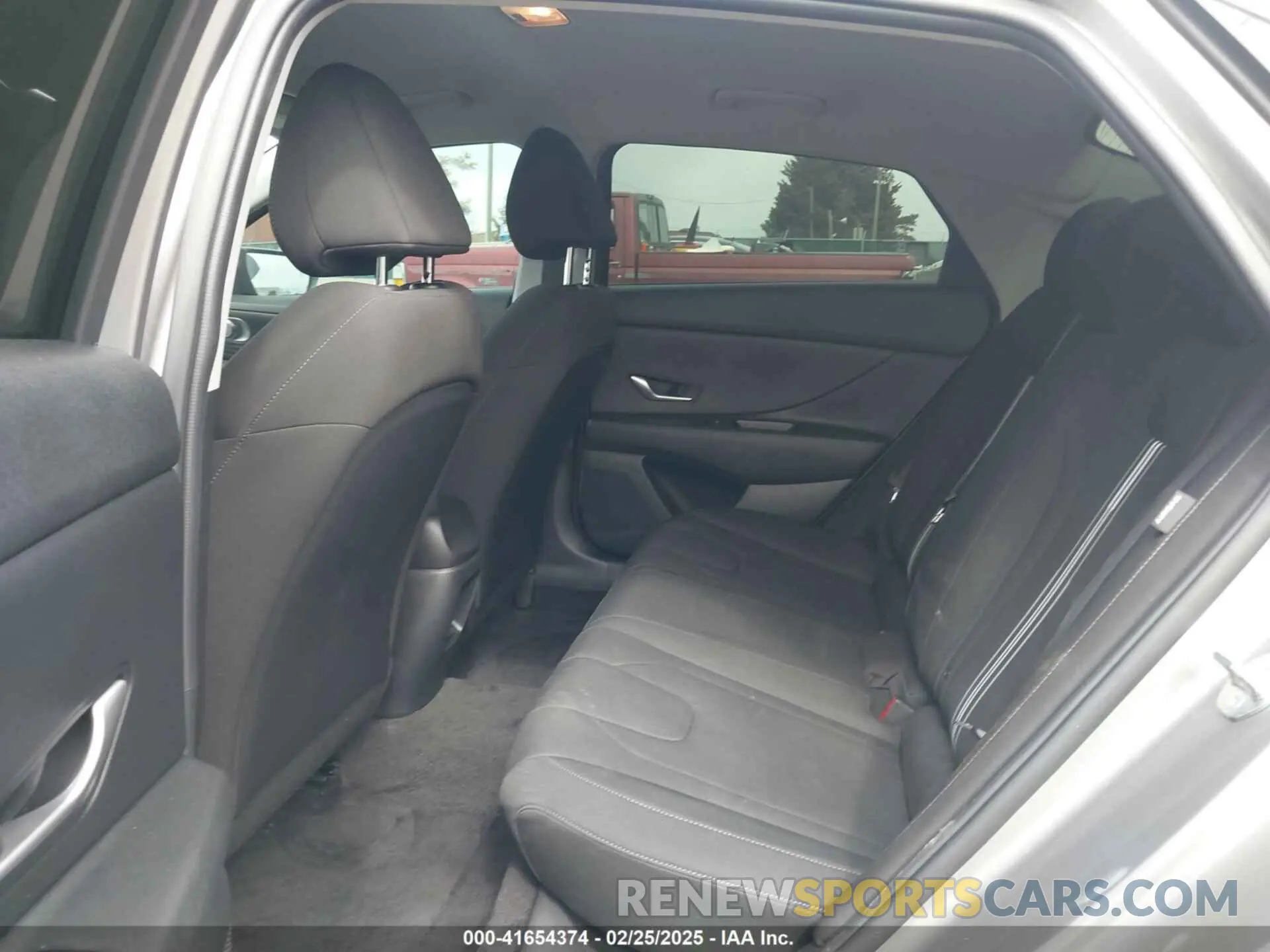 8 Photograph of a damaged car KMHLM4DG0RU817079 HYUNDAI ELANTRA 2024