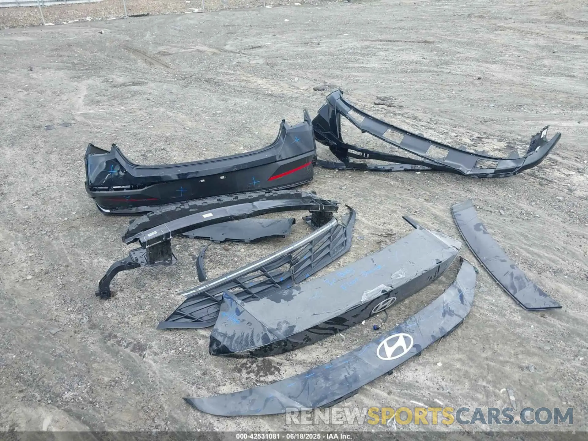 12 Photograph of a damaged car KMHLM4DG0RU833010 HYUNDAI ELANTRA 2024
