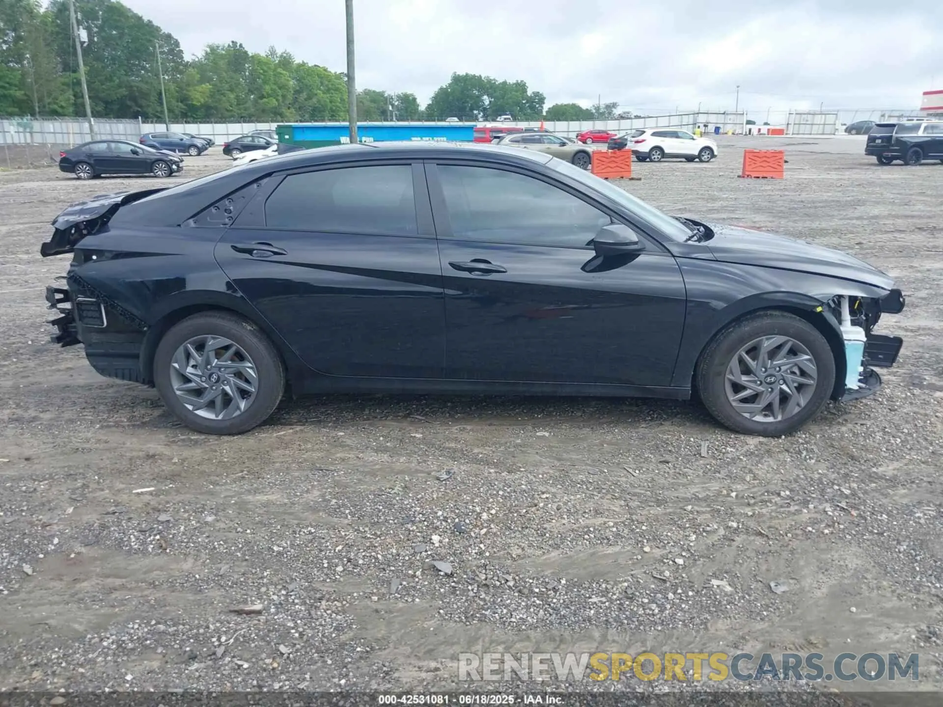 14 Photograph of a damaged car KMHLM4DG0RU833010 HYUNDAI ELANTRA 2024