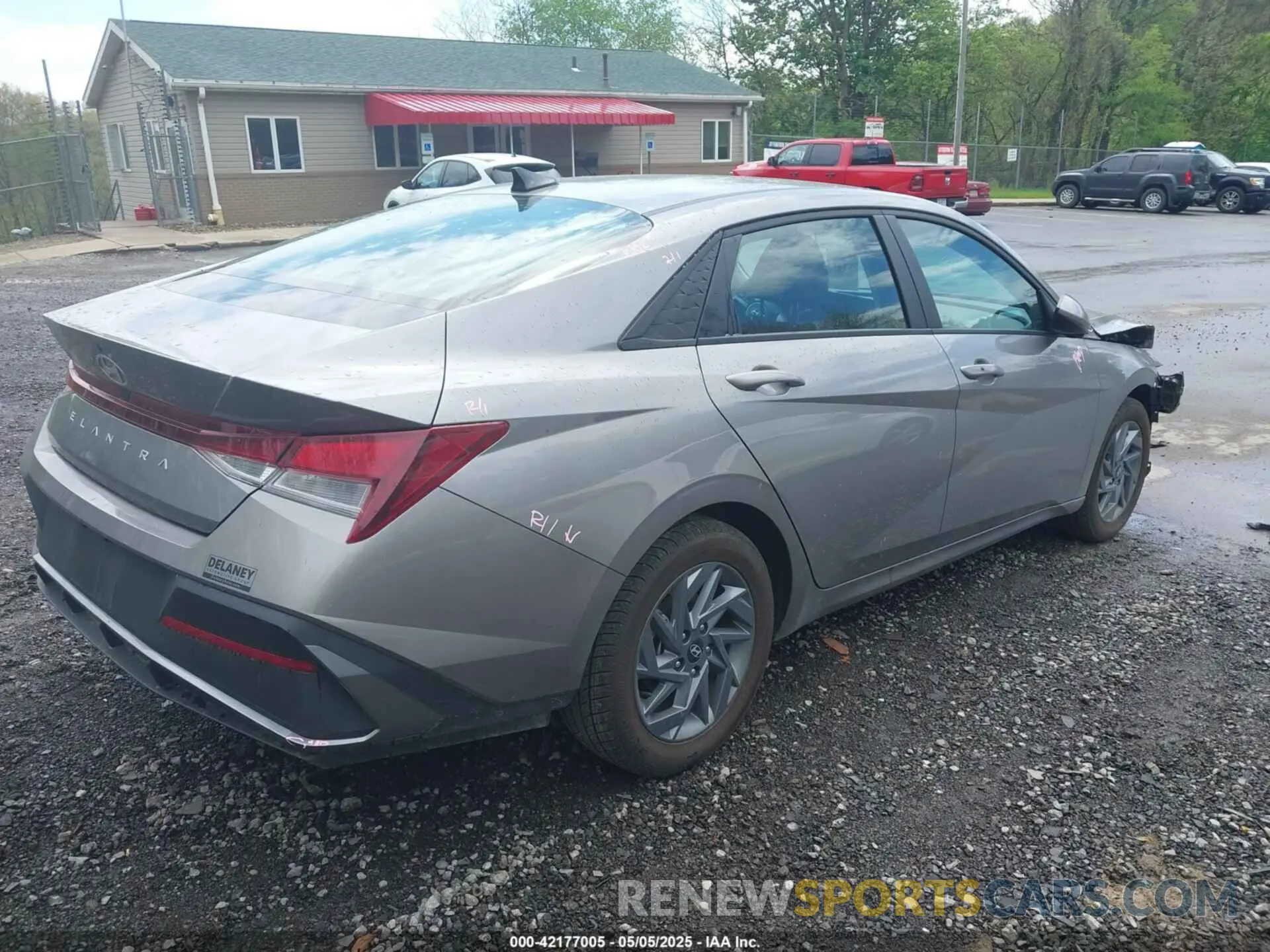 4 Photograph of a damaged car KMHLM4DG1RU658587 HYUNDAI ELANTRA 2024