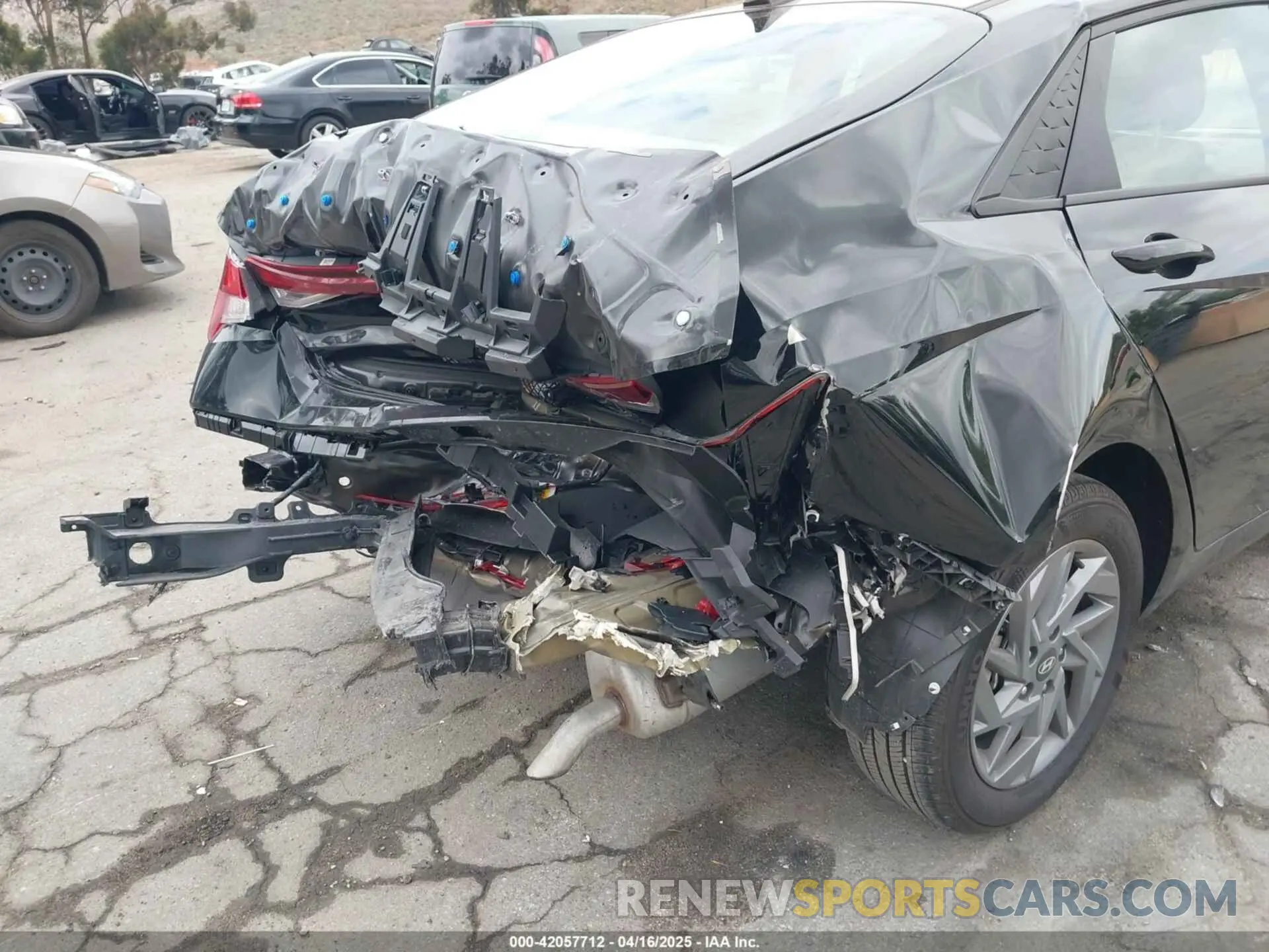 17 Photograph of a damaged car KMHLM4DG1RU730887 HYUNDAI ELANTRA 2024