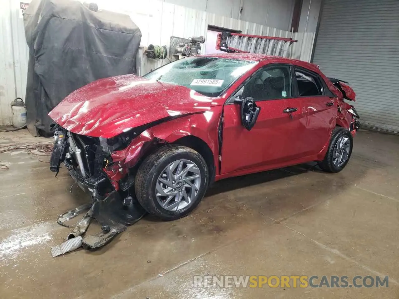 1 Photograph of a damaged car KMHLM4DG1RU736575 HYUNDAI ELANTRA 2024