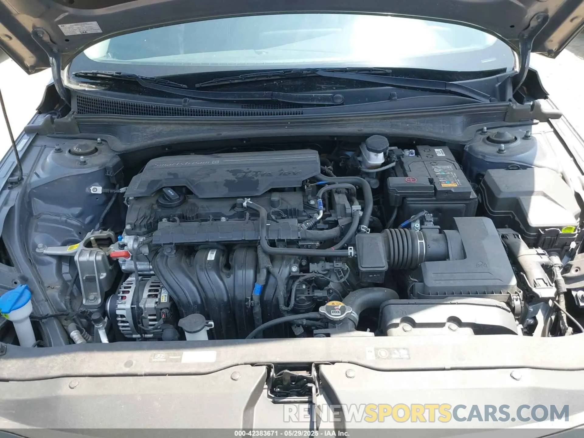10 Photograph of a damaged car KMHLM4DG1RU741159 HYUNDAI ELANTRA 2024