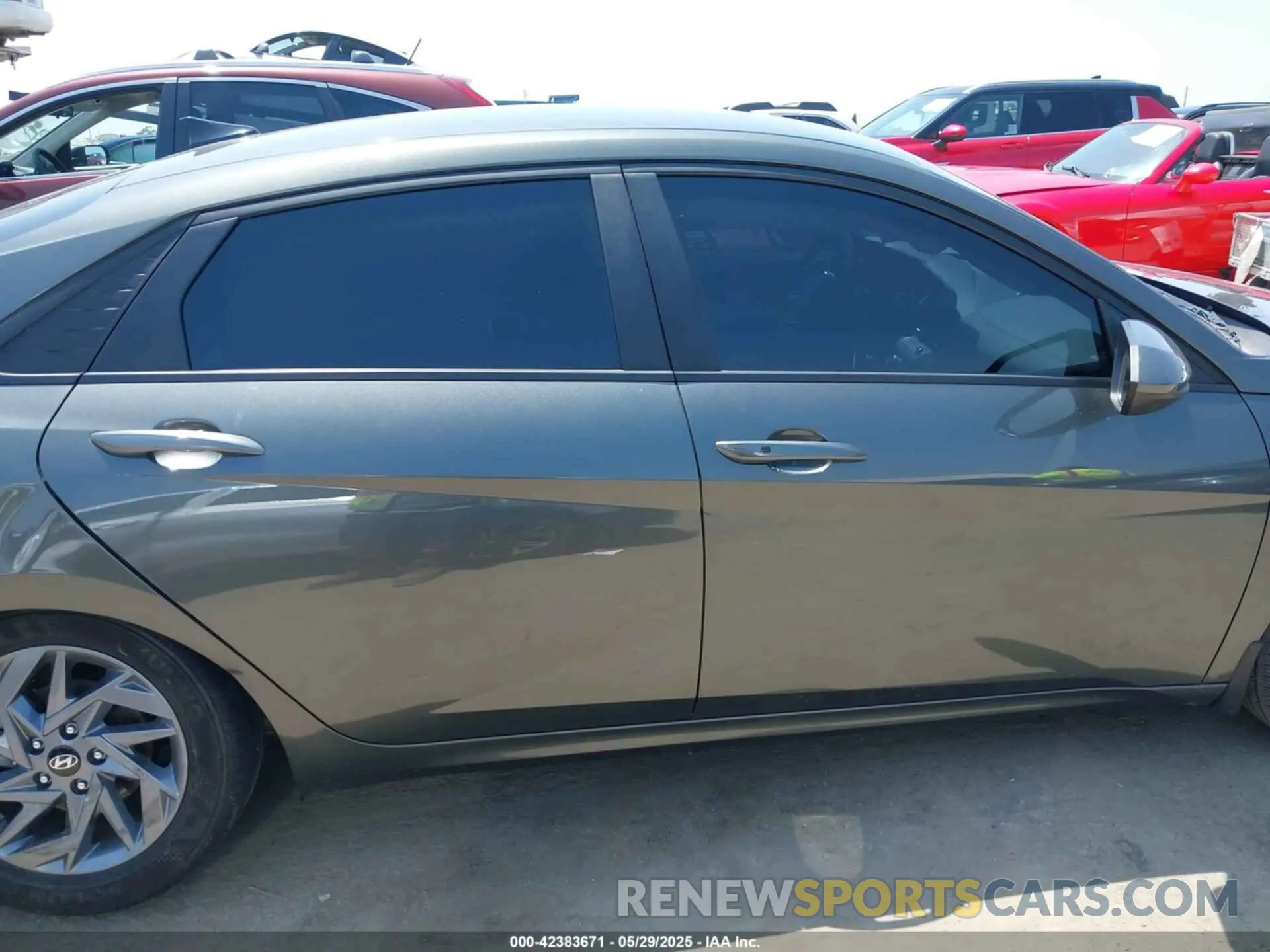 13 Photograph of a damaged car KMHLM4DG1RU741159 HYUNDAI ELANTRA 2024