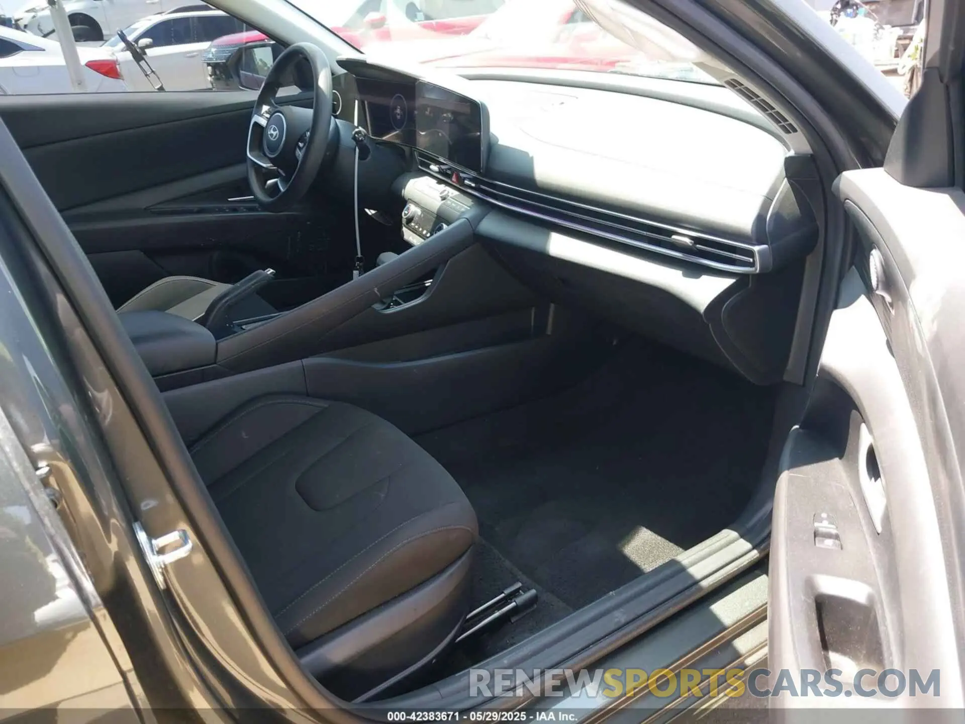 5 Photograph of a damaged car KMHLM4DG1RU741159 HYUNDAI ELANTRA 2024