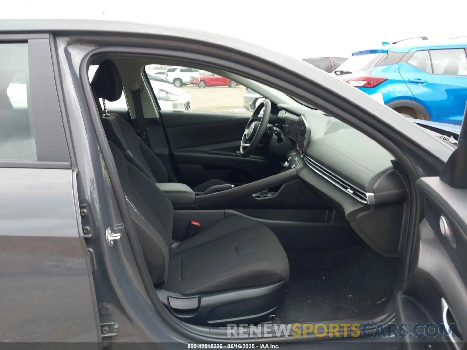 5 Photograph of a damaged car KMHLM4DG1RU756339 HYUNDAI ELANTRA 2024