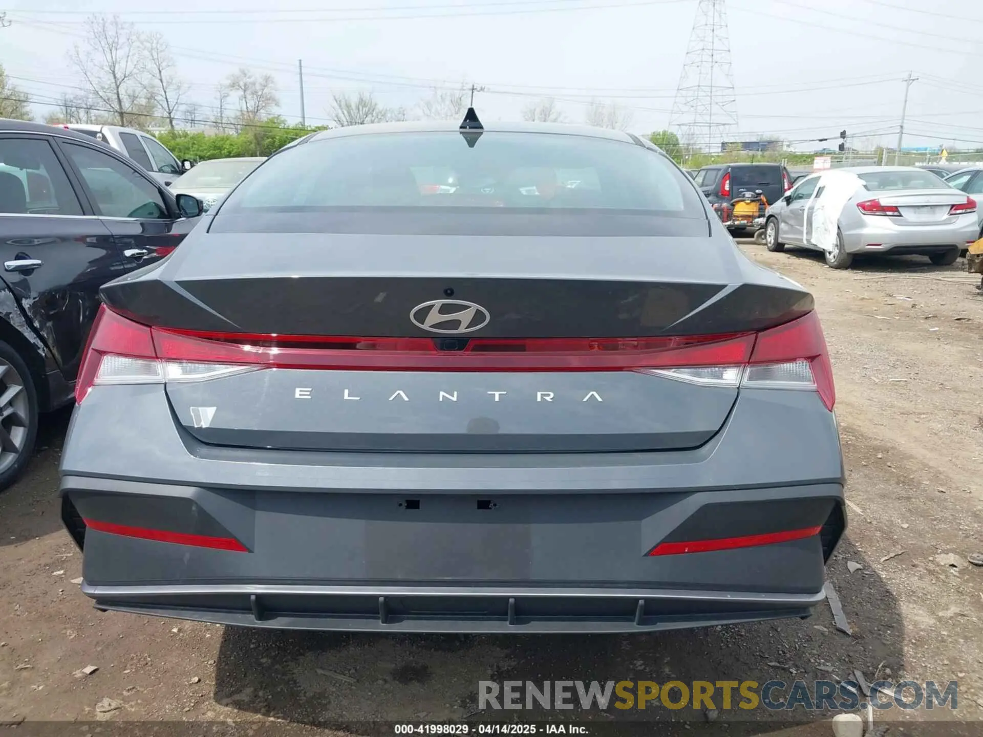 17 Photograph of a damaged car KMHLM4DG1RU836627 HYUNDAI ELANTRA 2024