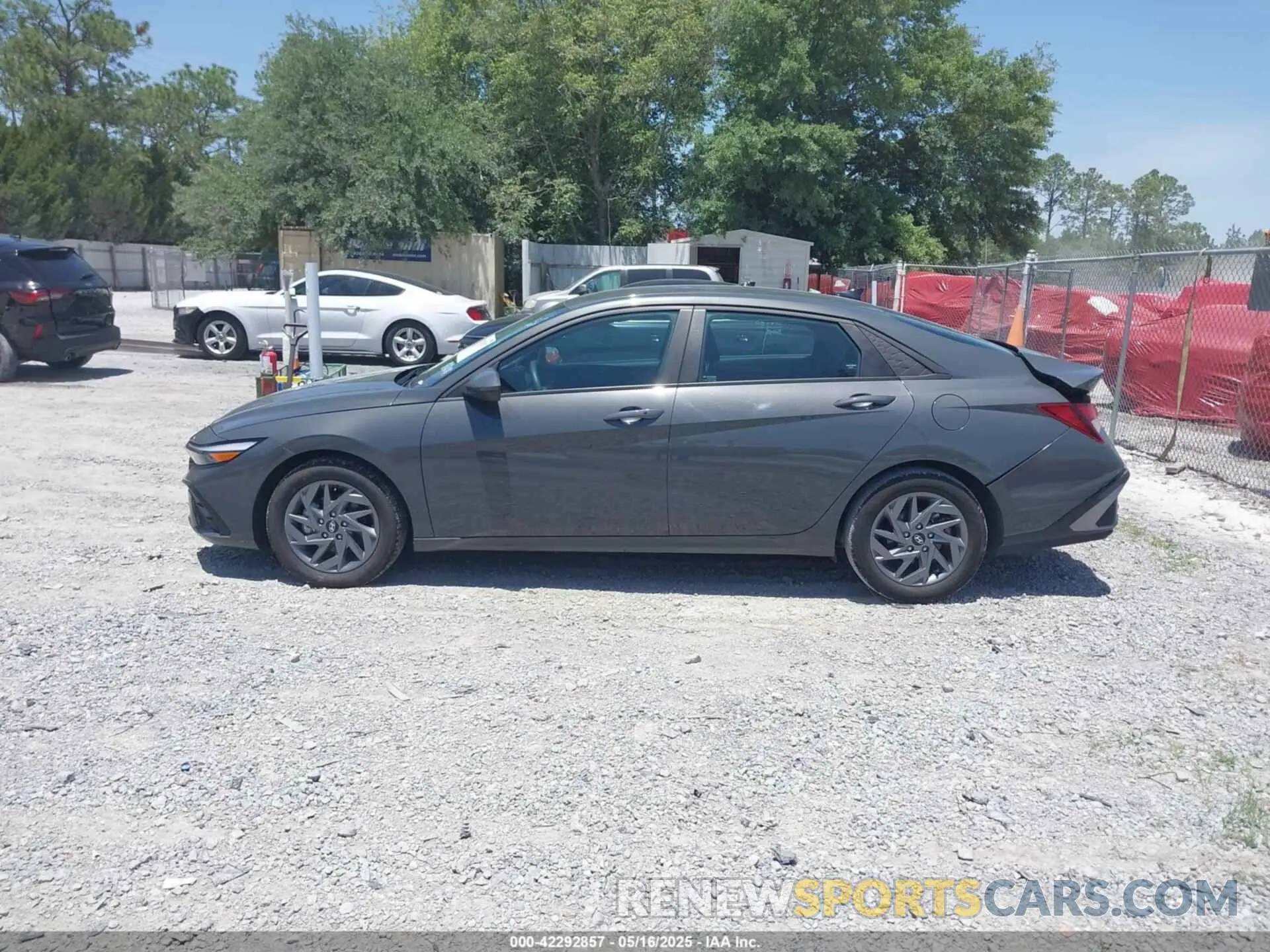 14 Photograph of a damaged car KMHLM4DG2RU655715 HYUNDAI ELANTRA 2024