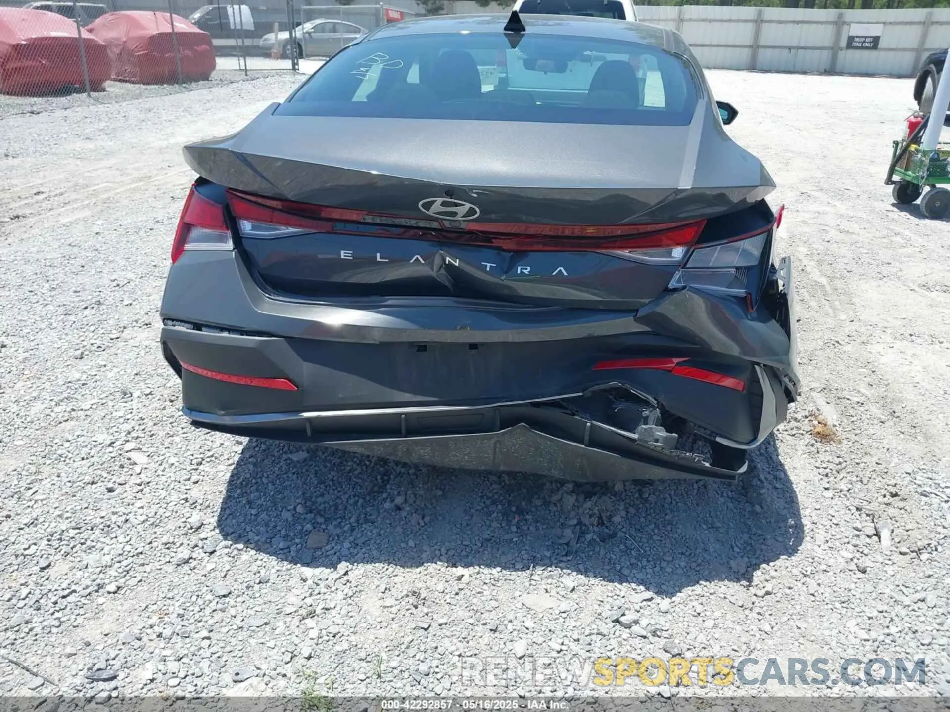 6 Photograph of a damaged car KMHLM4DG2RU655715 HYUNDAI ELANTRA 2024