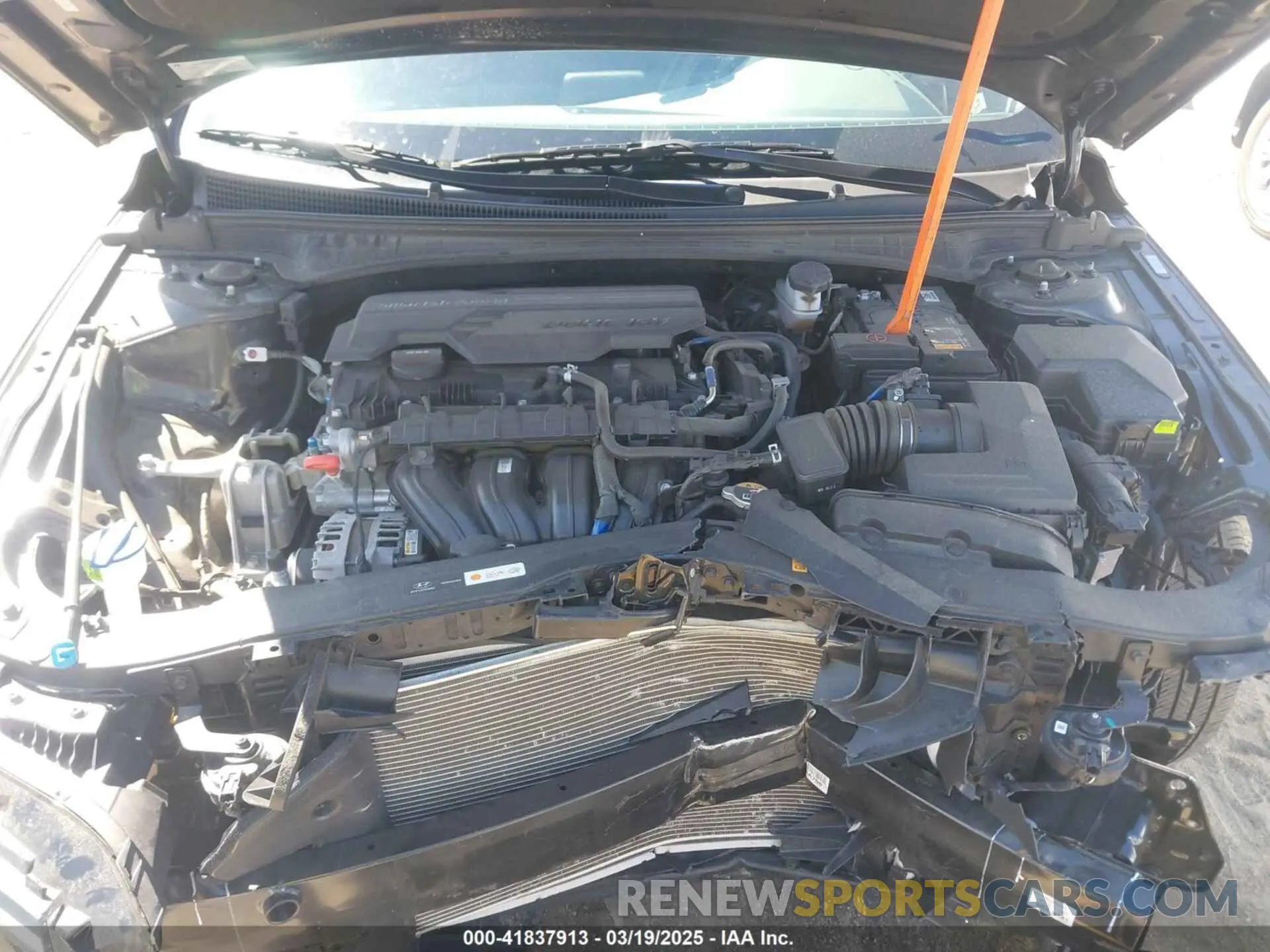 10 Photograph of a damaged car KMHLM4DG2RU725939 HYUNDAI ELANTRA 2024