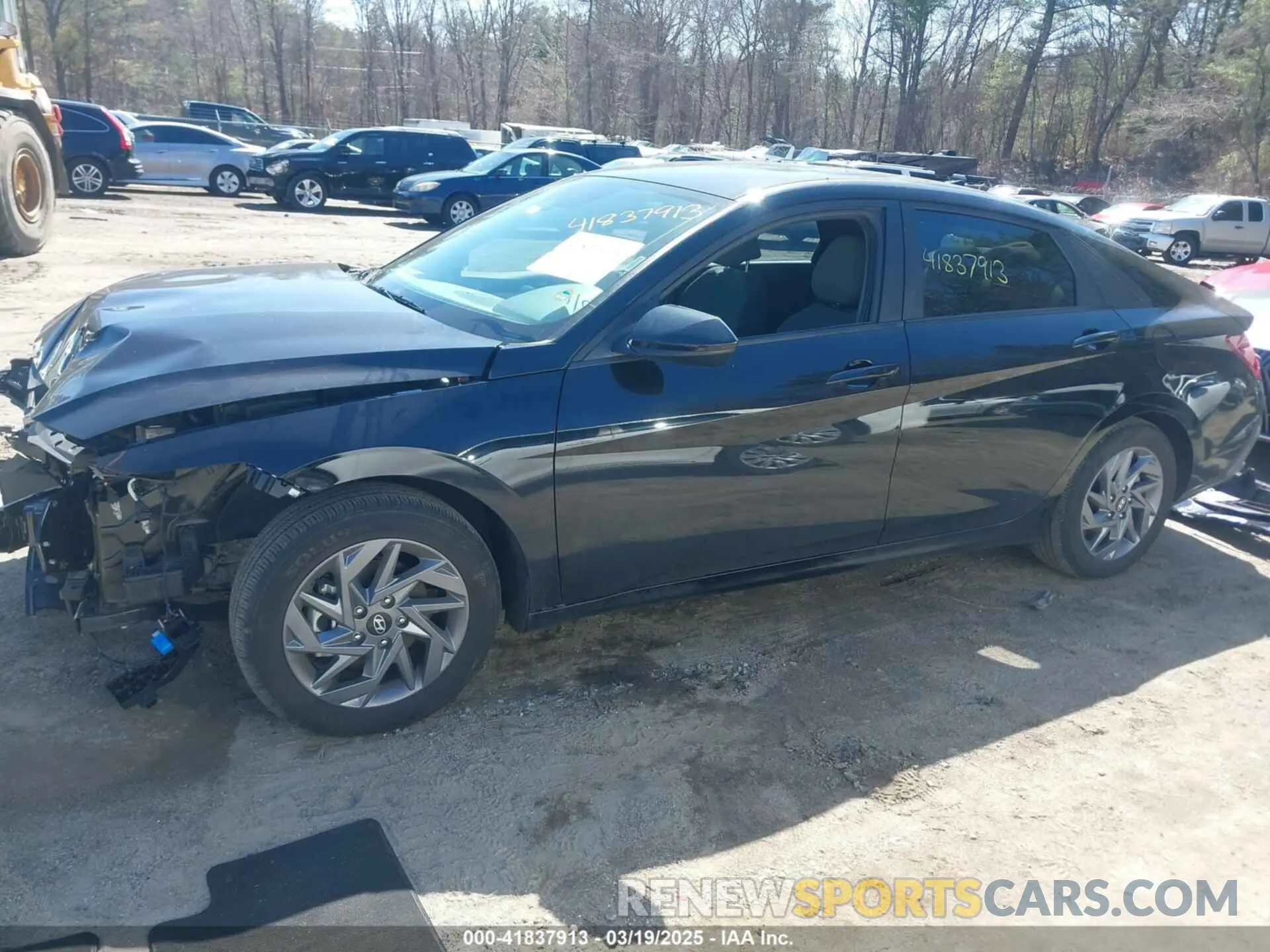 14 Photograph of a damaged car KMHLM4DG2RU725939 HYUNDAI ELANTRA 2024