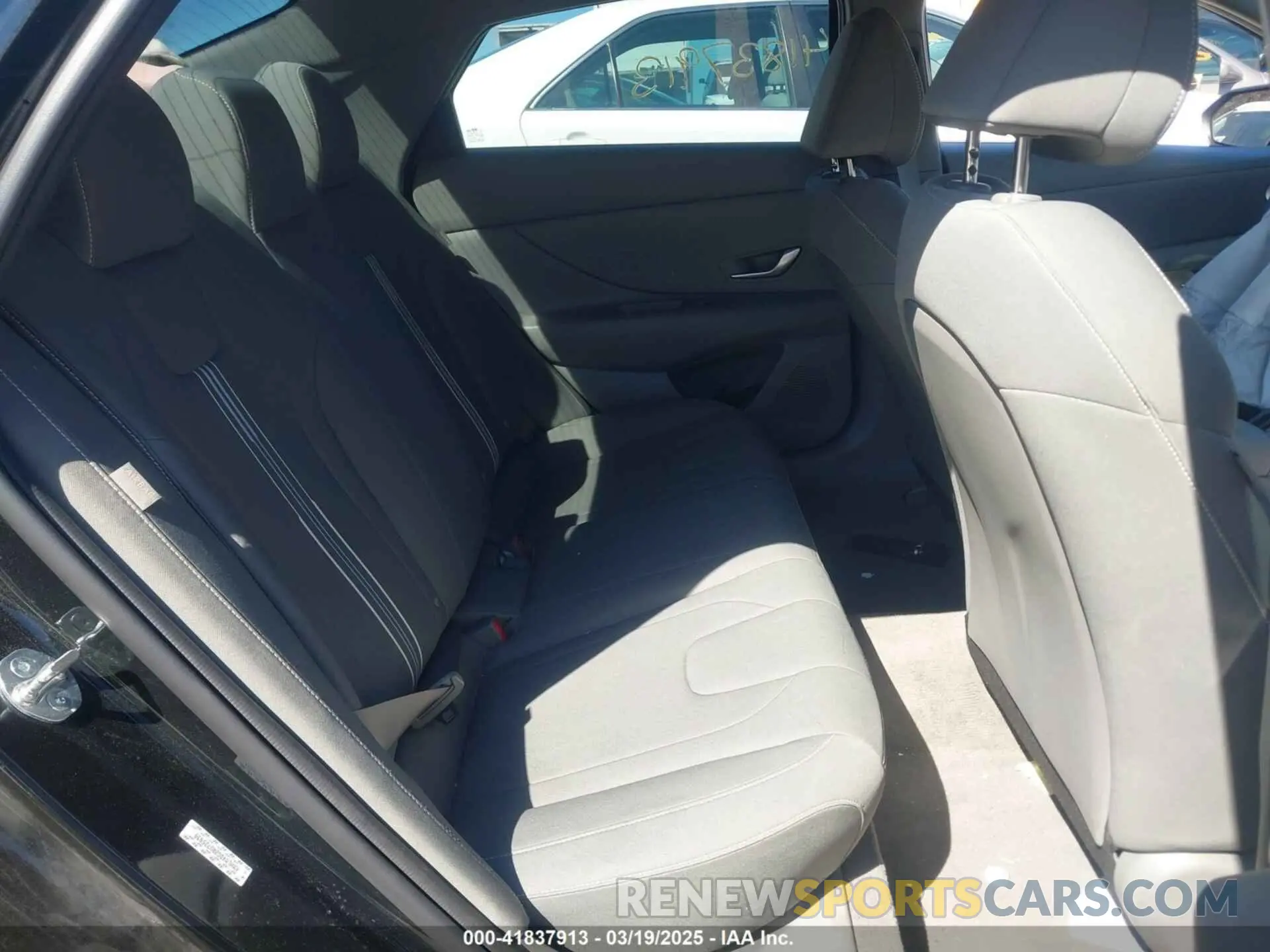 8 Photograph of a damaged car KMHLM4DG2RU725939 HYUNDAI ELANTRA 2024