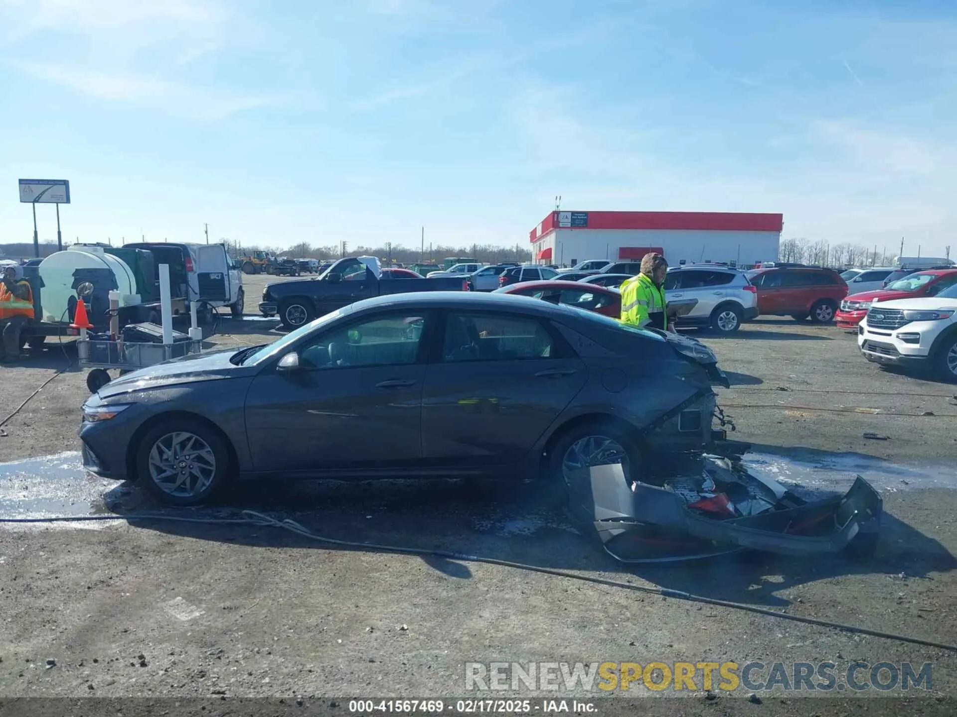 14 Photograph of a damaged car KMHLM4DG2RU735841 HYUNDAI ELANTRA 2024