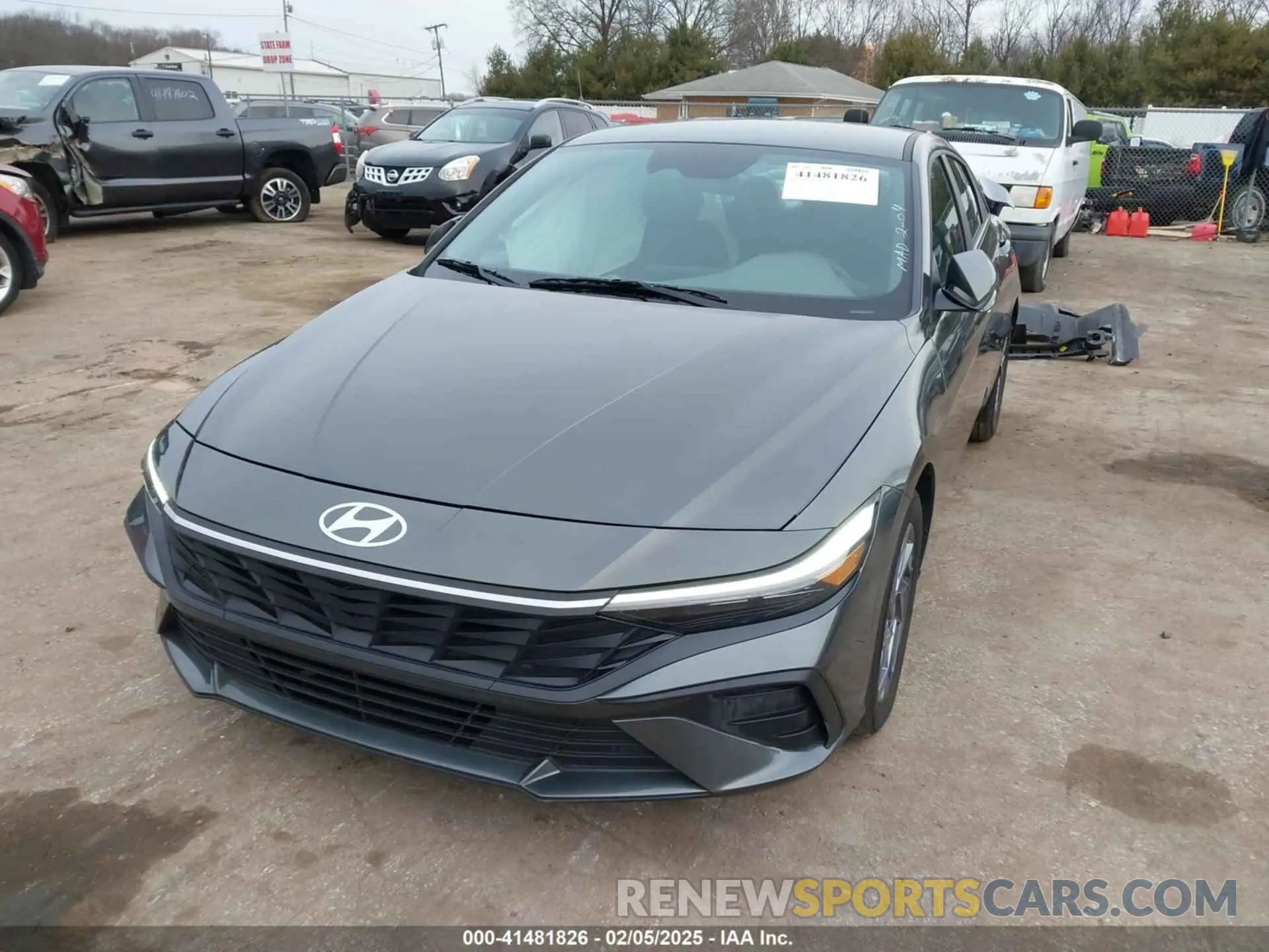 2 Photograph of a damaged car KMHLM4DG2RU757919 HYUNDAI ELANTRA 2024