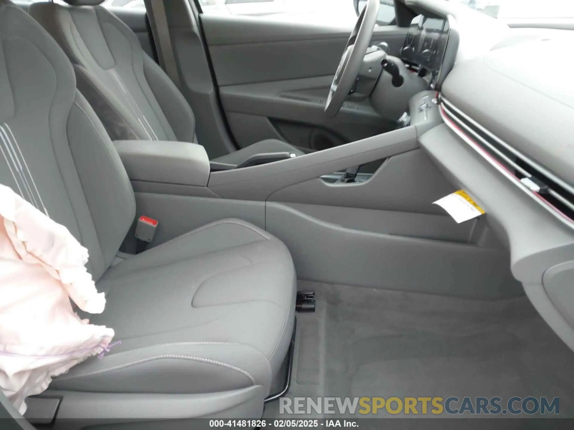 5 Photograph of a damaged car KMHLM4DG2RU757919 HYUNDAI ELANTRA 2024