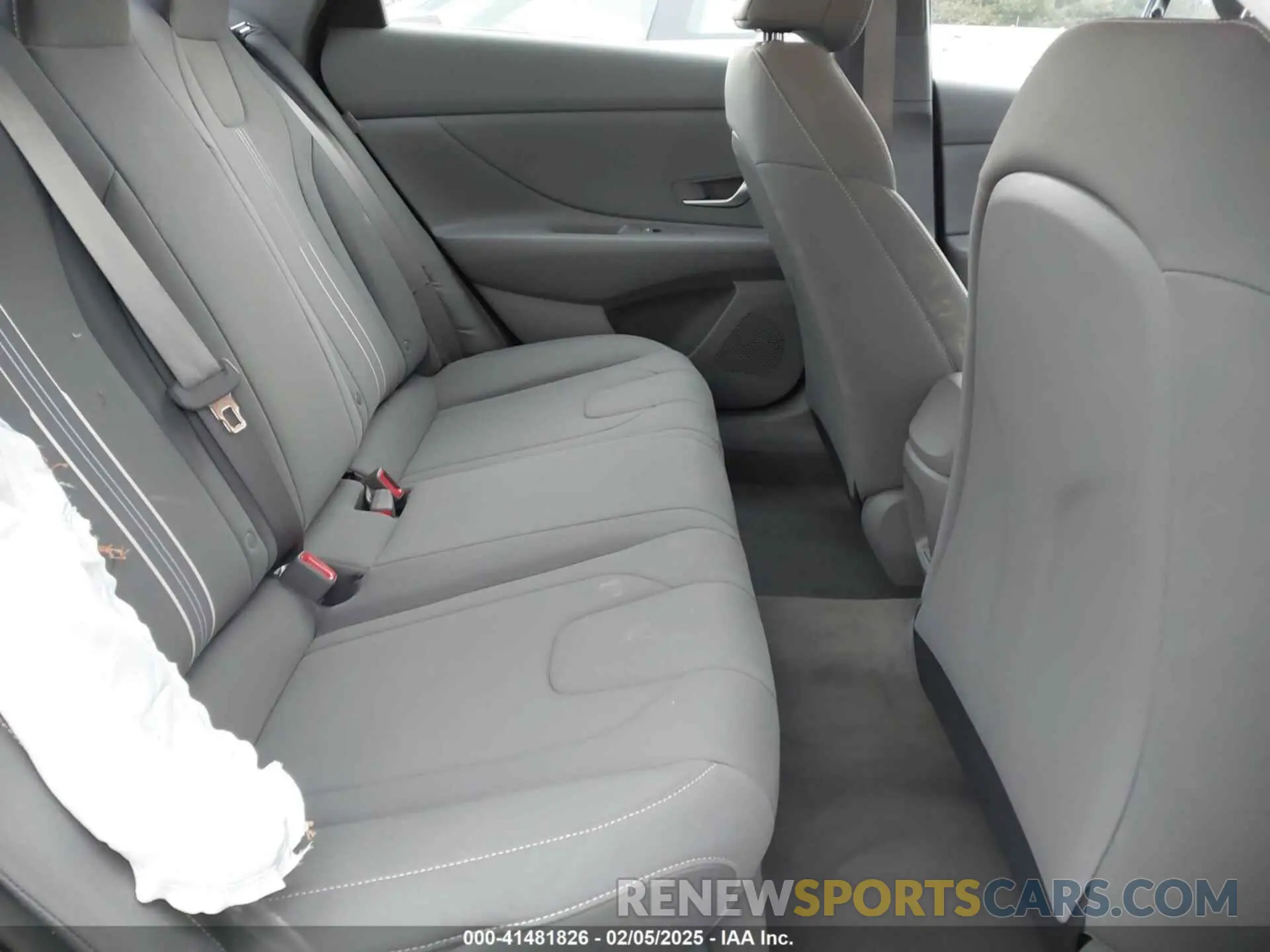 8 Photograph of a damaged car KMHLM4DG2RU757919 HYUNDAI ELANTRA 2024