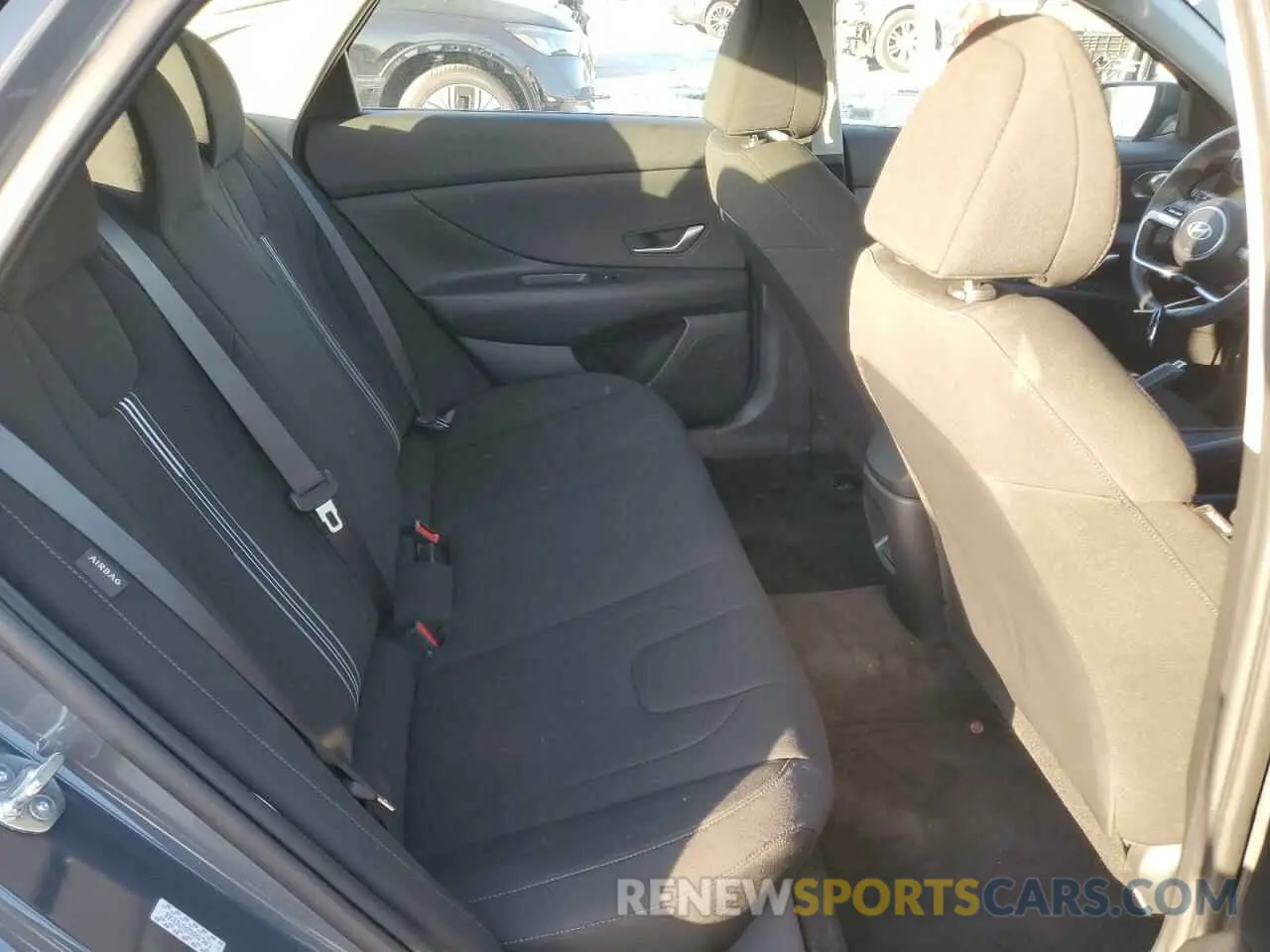 11 Photograph of a damaged car KMHLM4DG2RU763168 HYUNDAI ELANTRA 2024