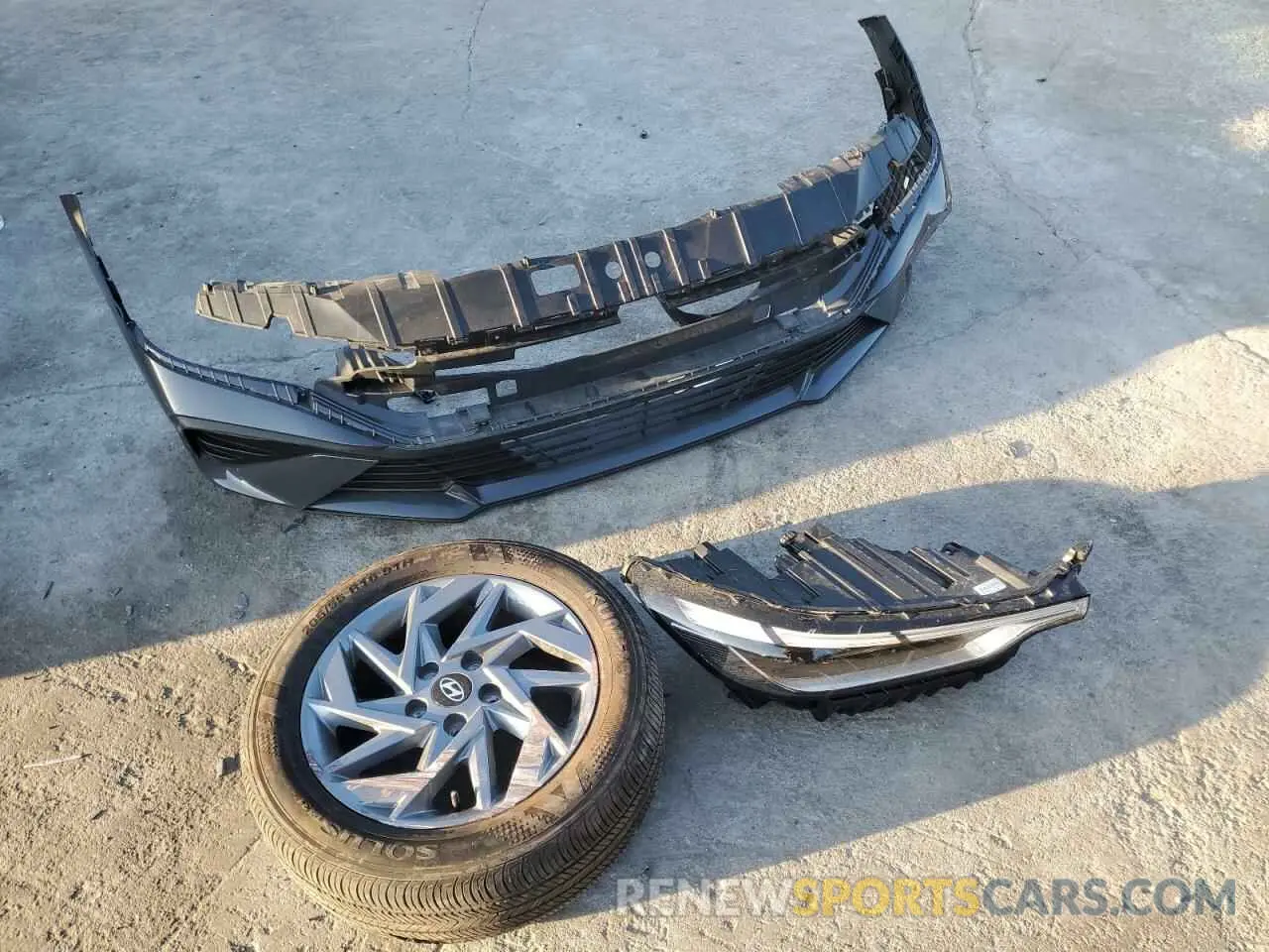 14 Photograph of a damaged car KMHLM4DG2RU763168 HYUNDAI ELANTRA 2024