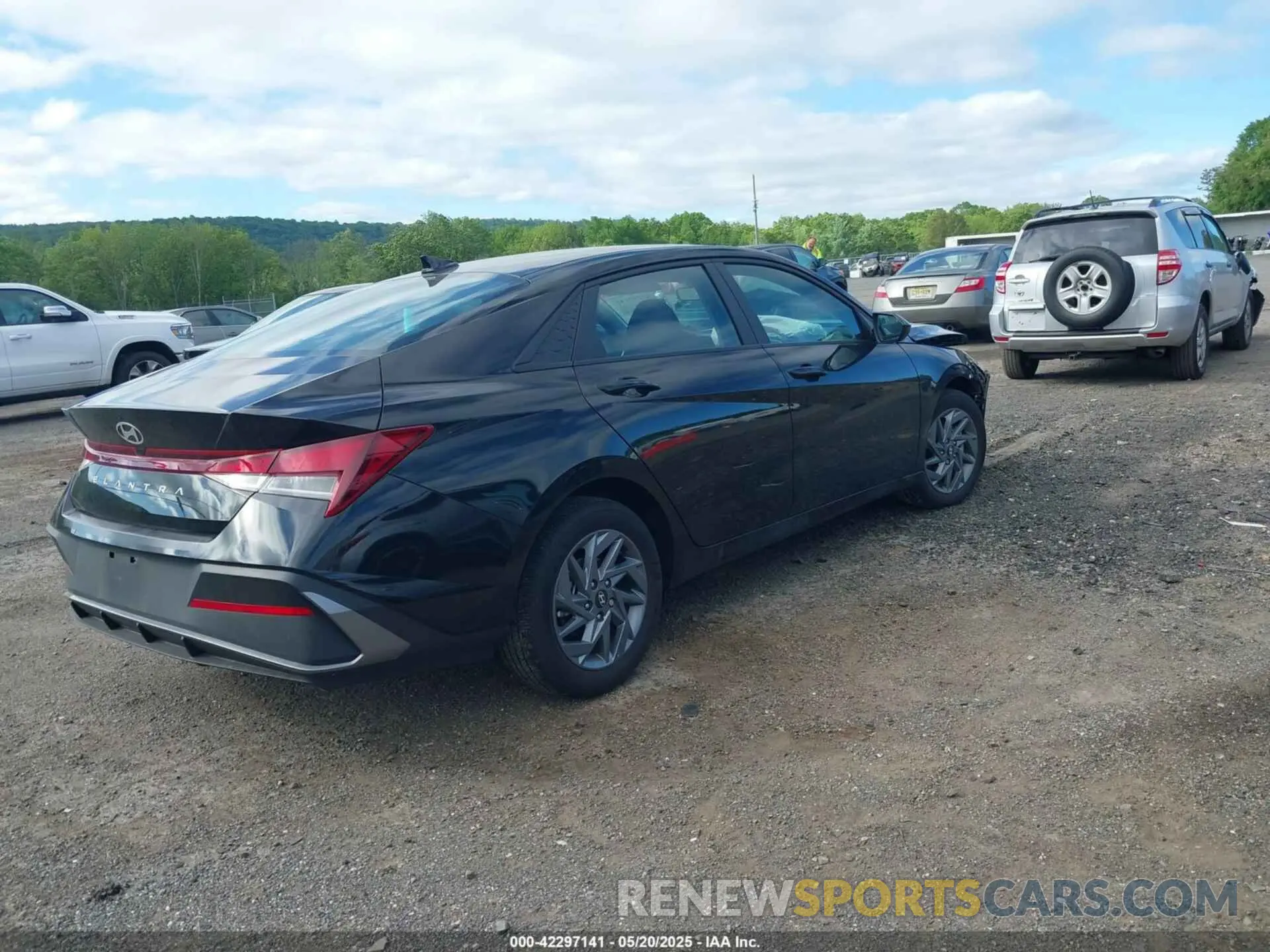4 Photograph of a damaged car KMHLM4DG2RU781878 HYUNDAI ELANTRA 2024
