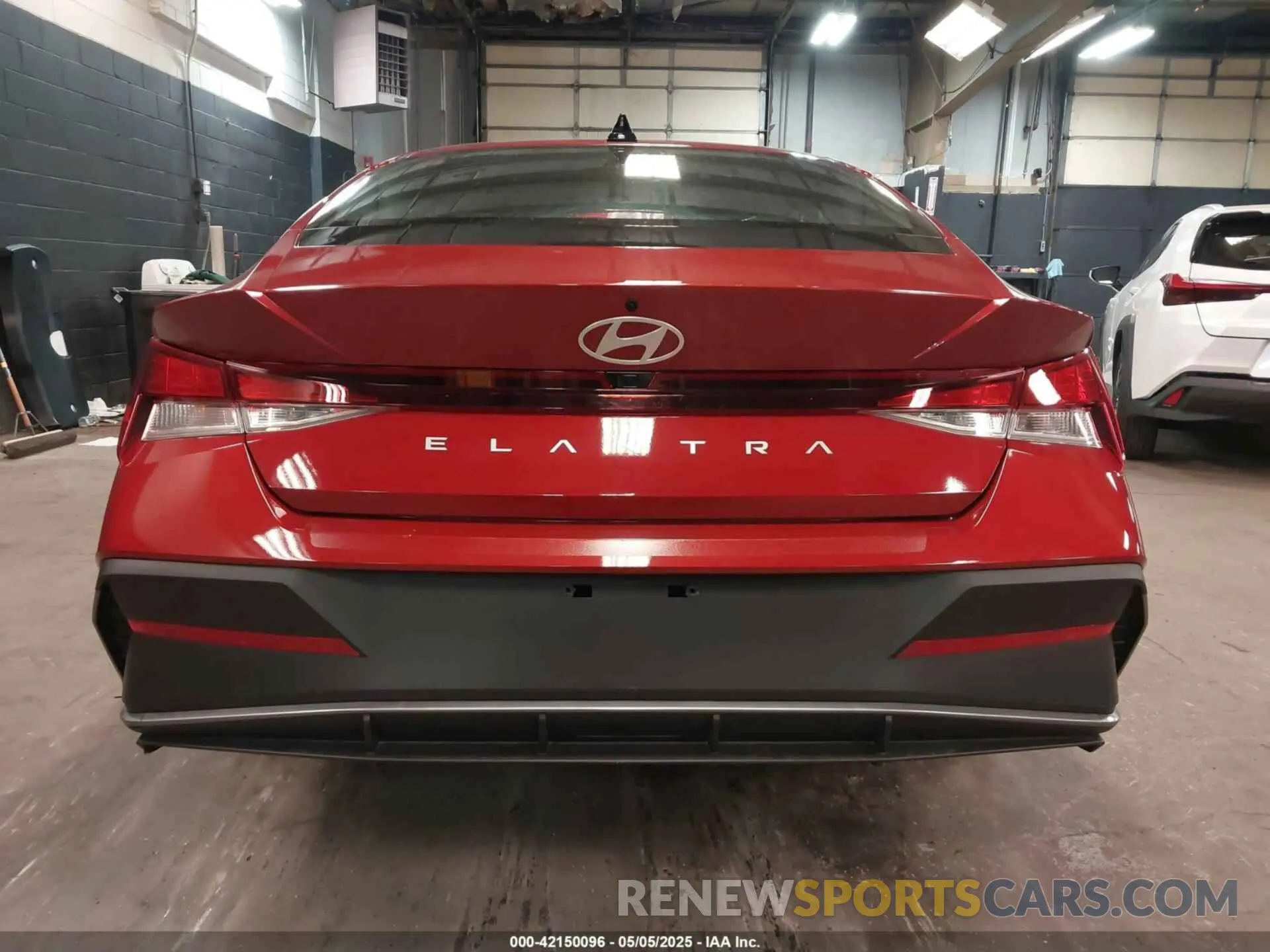 15 Photograph of a damaged car KMHLM4DG2RU807623 HYUNDAI ELANTRA 2024