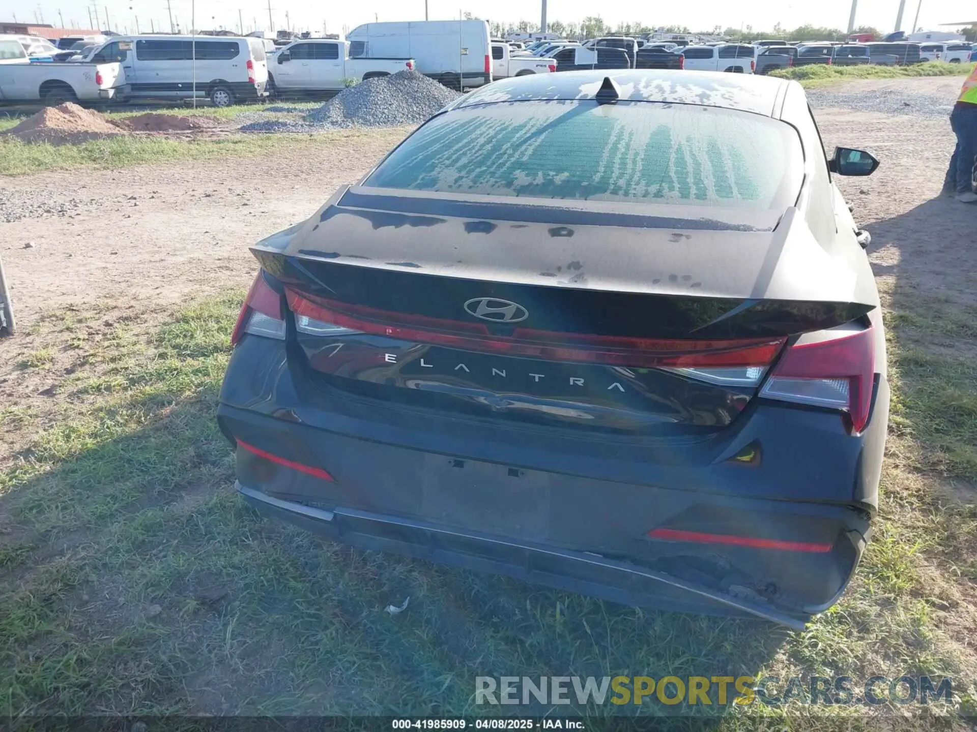 6 Photograph of a damaged car KMHLM4DG3RU751126 HYUNDAI ELANTRA 2024