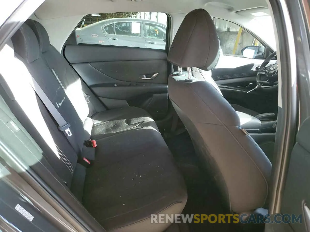 10 Photograph of a damaged car KMHLM4DG3RU751580 HYUNDAI ELANTRA 2024