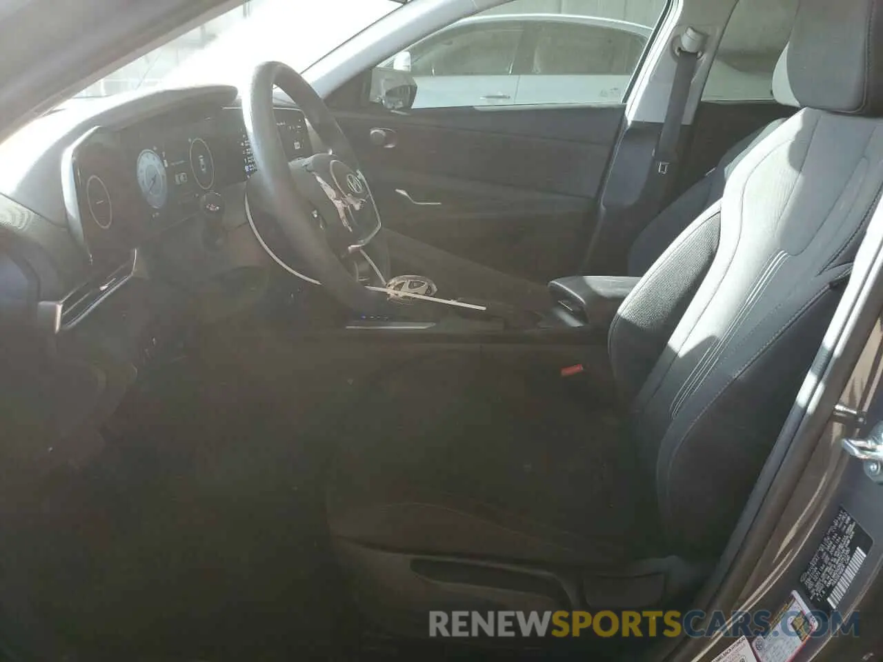 7 Photograph of a damaged car KMHLM4DG3RU751580 HYUNDAI ELANTRA 2024