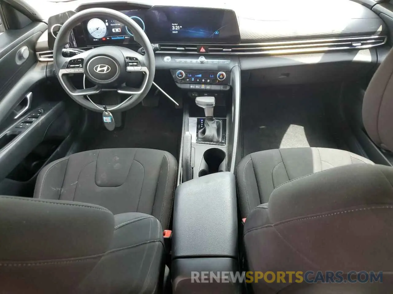 8 Photograph of a damaged car KMHLM4DG3RU755189 HYUNDAI ELANTRA 2024