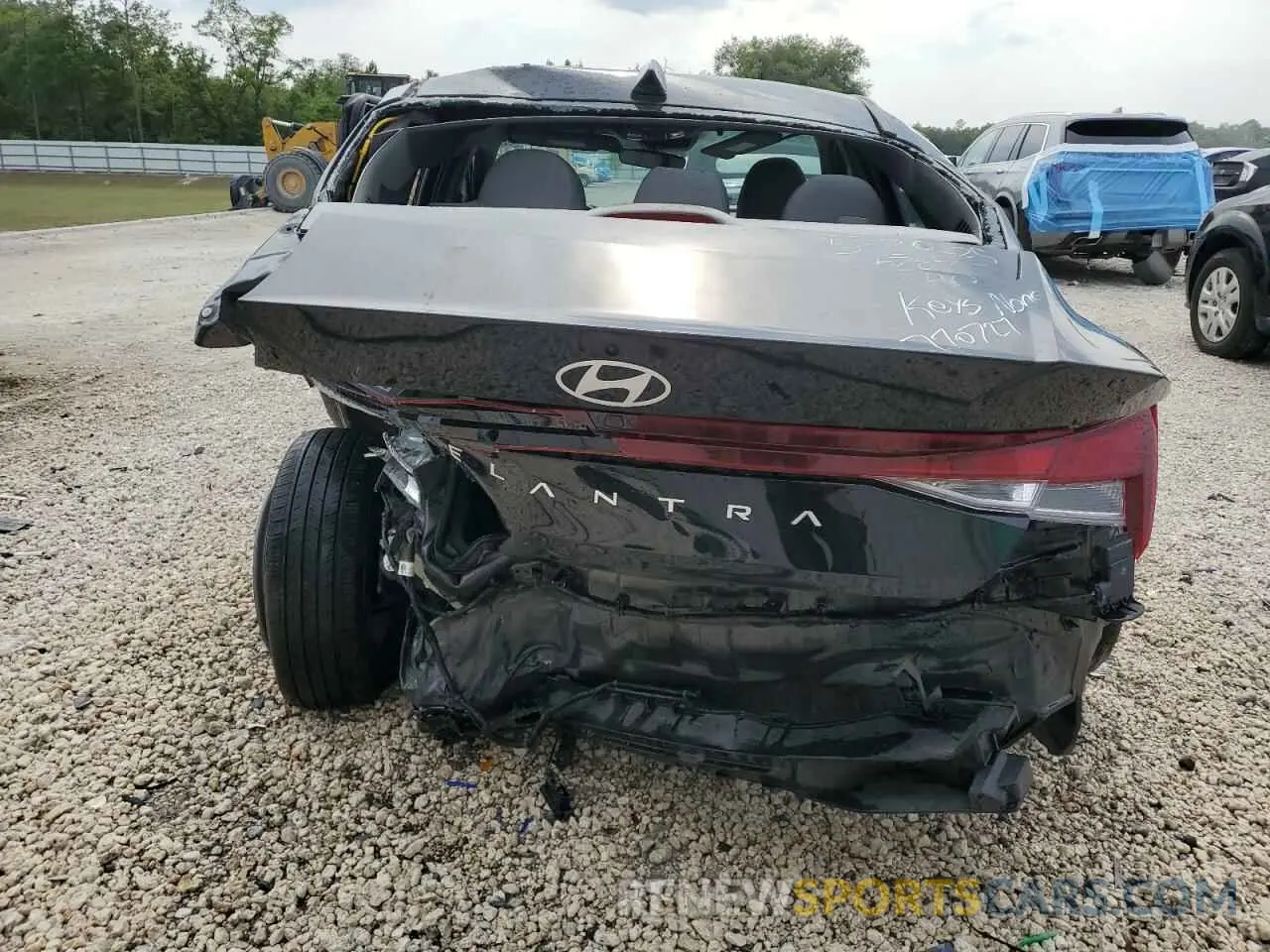 6 Photograph of a damaged car KMHLM4DG3RU770727 HYUNDAI ELANTRA 2024