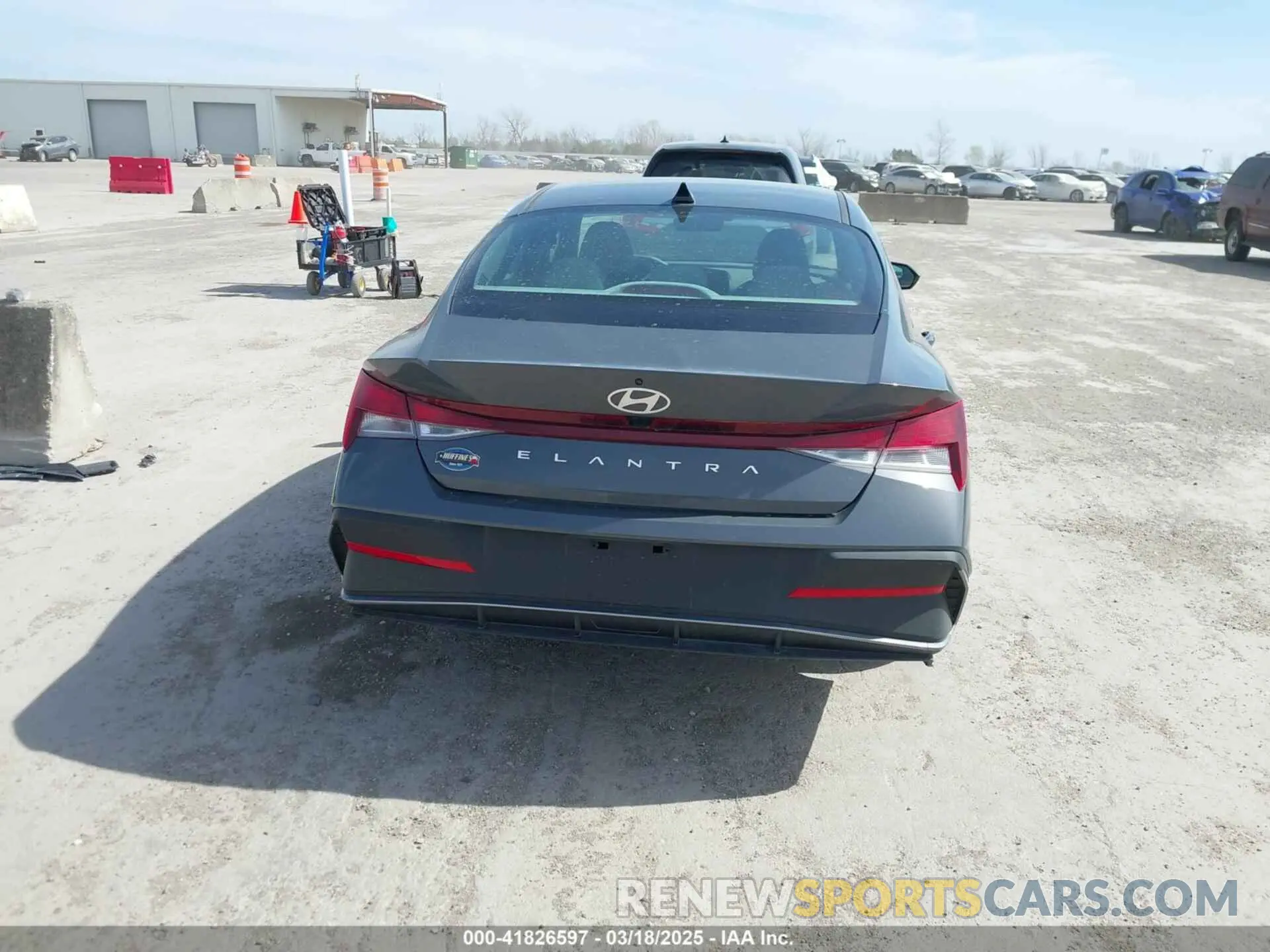 16 Photograph of a damaged car KMHLM4DG3RU792467 HYUNDAI ELANTRA 2024
