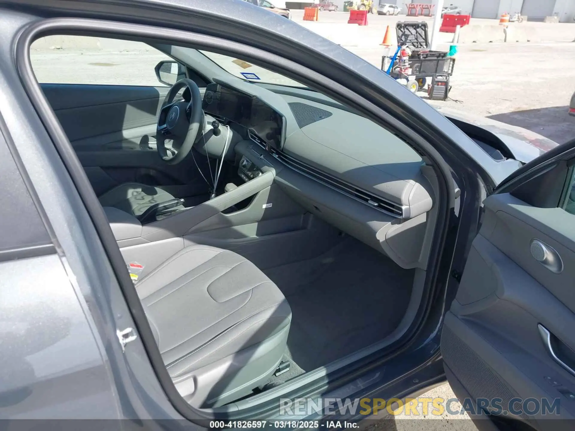 5 Photograph of a damaged car KMHLM4DG3RU792467 HYUNDAI ELANTRA 2024