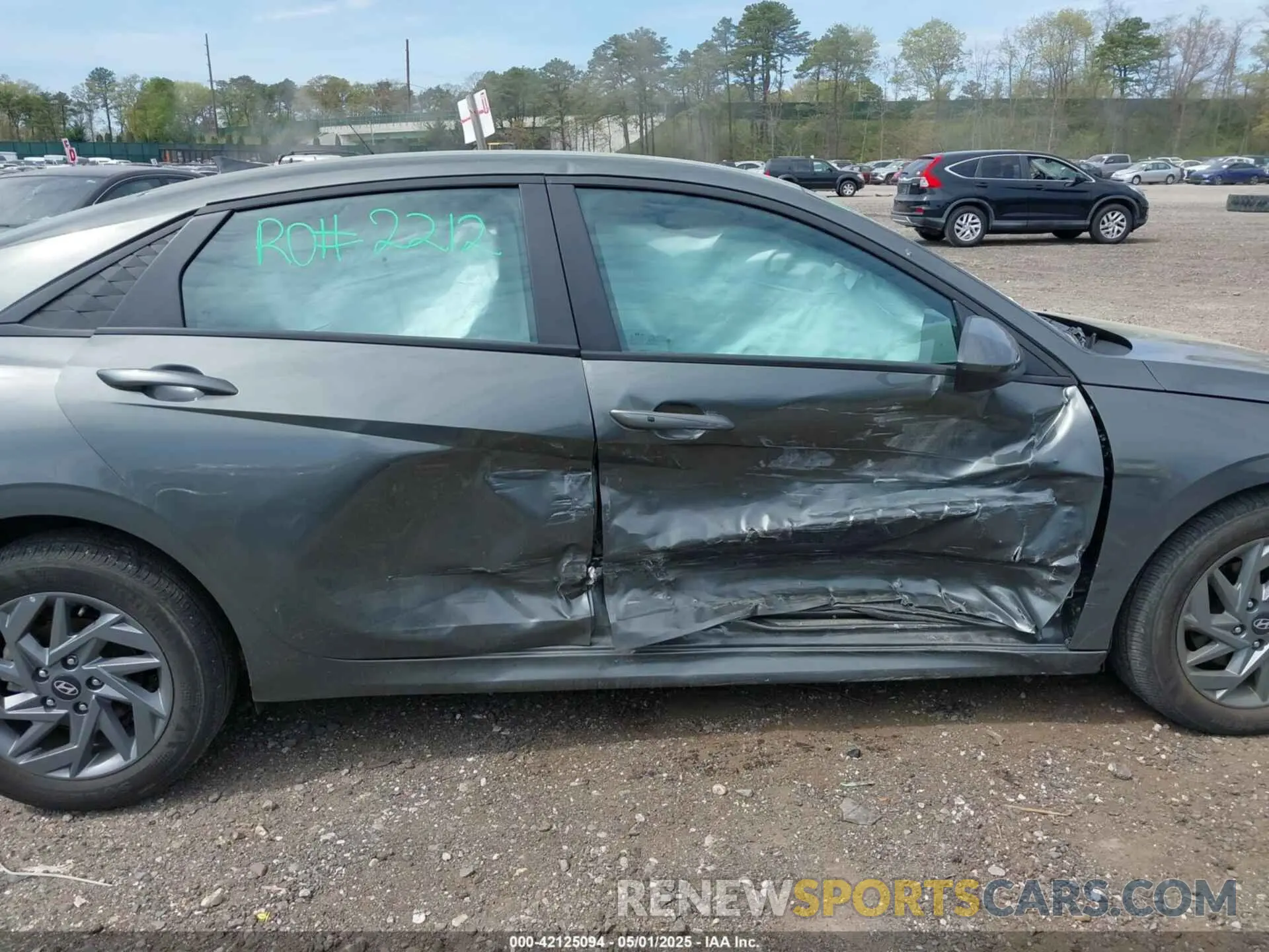 13 Photograph of a damaged car KMHLM4DG3RU812894 HYUNDAI ELANTRA 2024