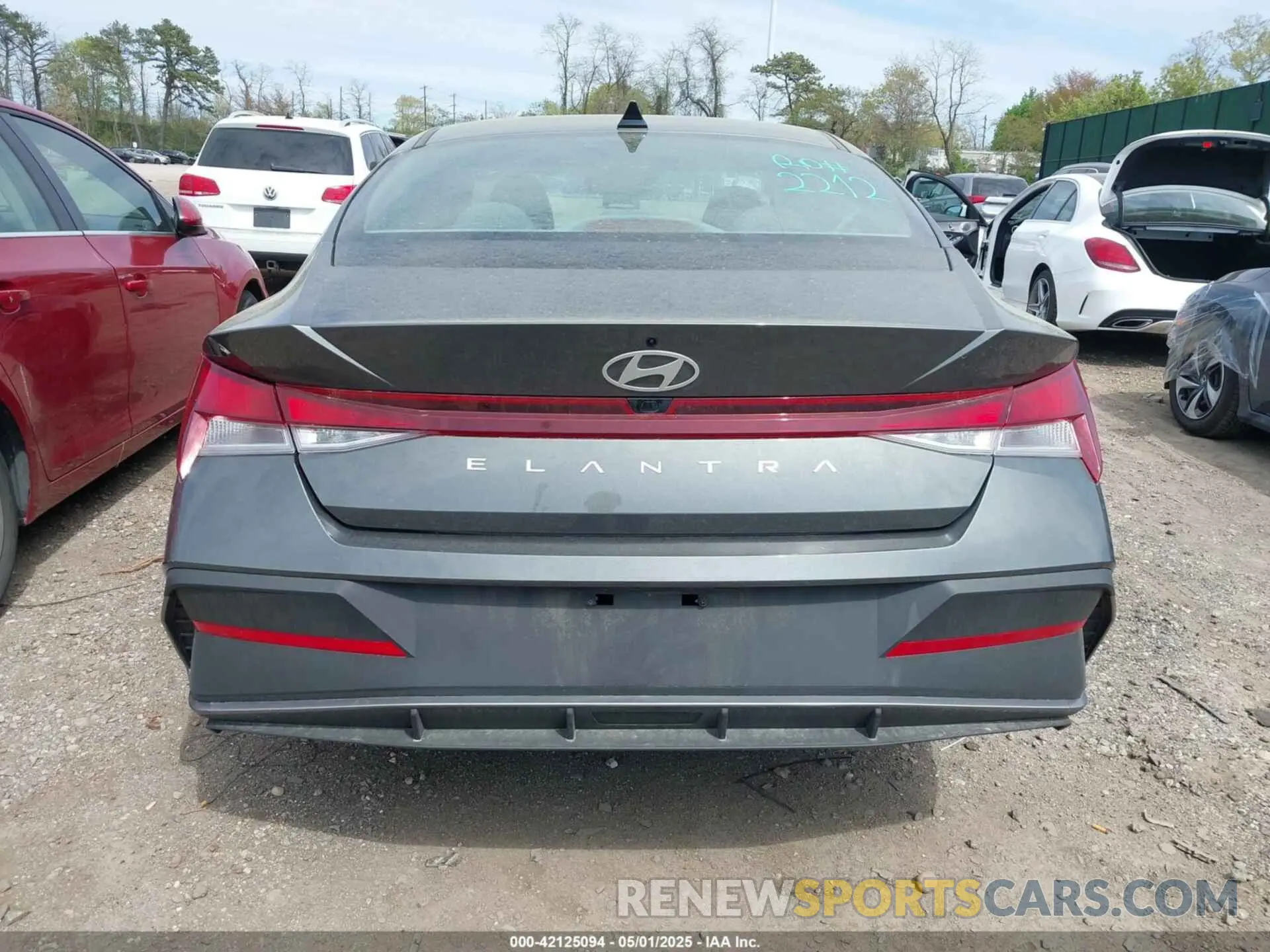 16 Photograph of a damaged car KMHLM4DG3RU812894 HYUNDAI ELANTRA 2024