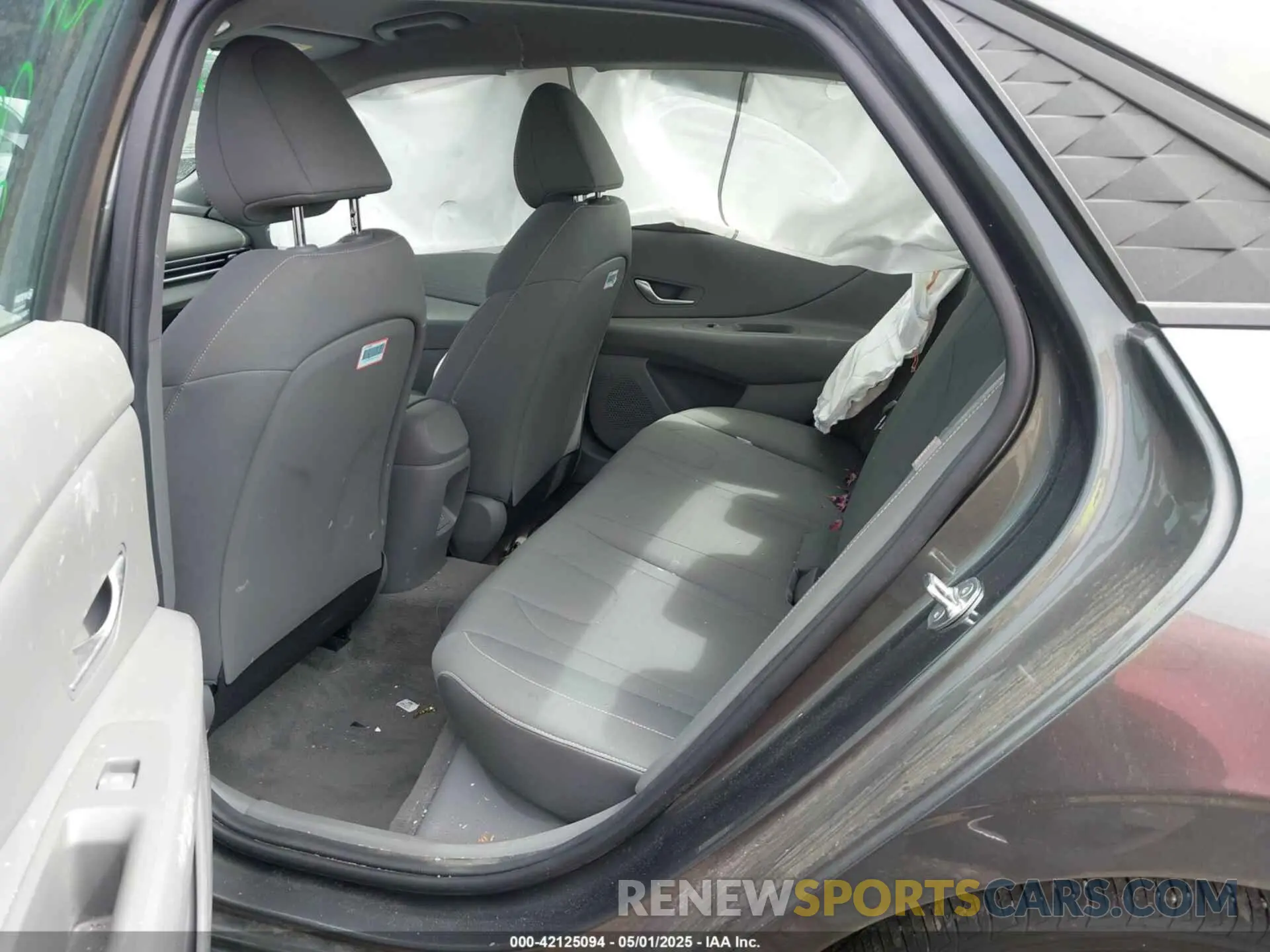 8 Photograph of a damaged car KMHLM4DG3RU812894 HYUNDAI ELANTRA 2024