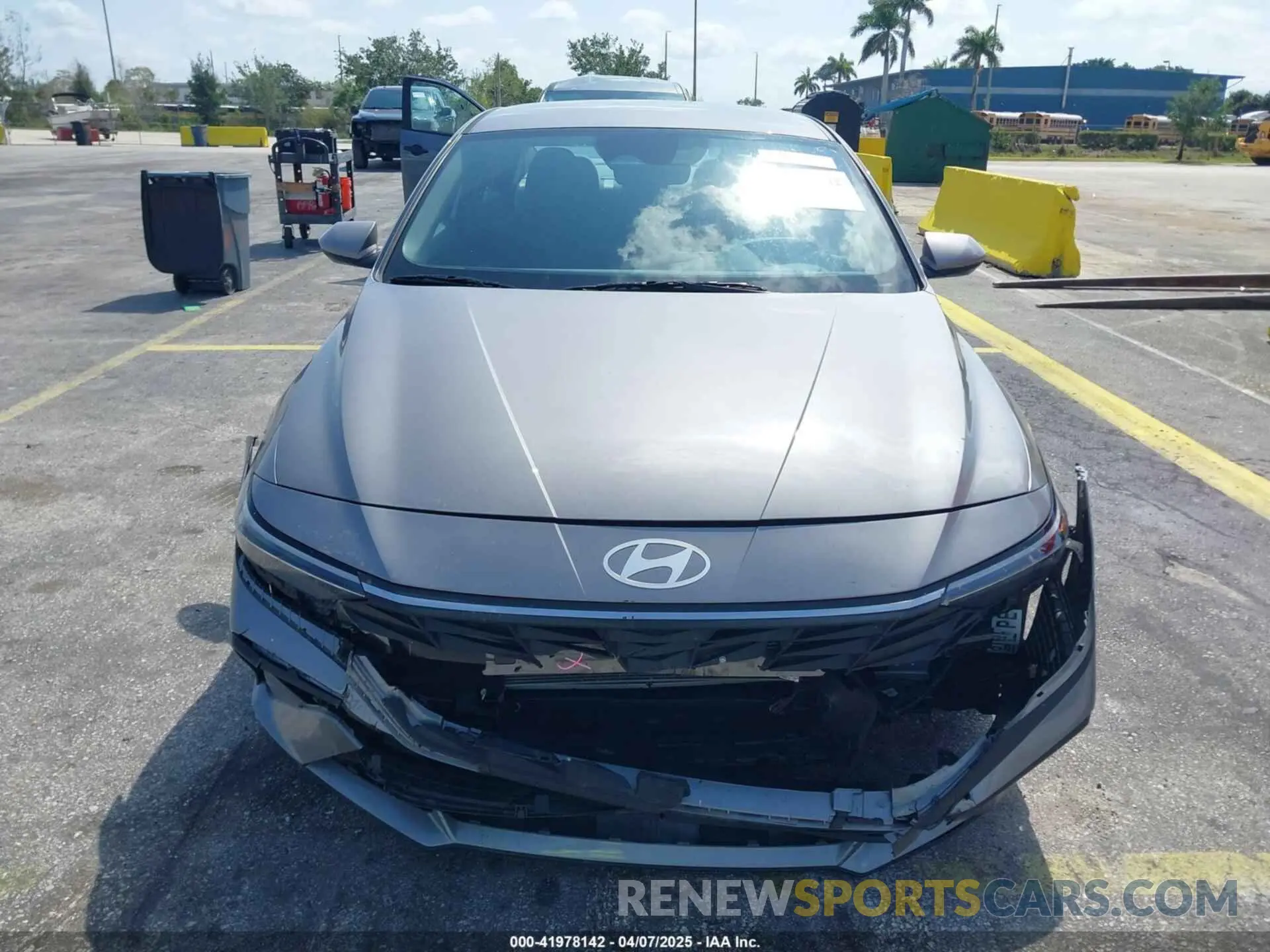 6 Photograph of a damaged car KMHLM4DG3RU820820 HYUNDAI ELANTRA 2024