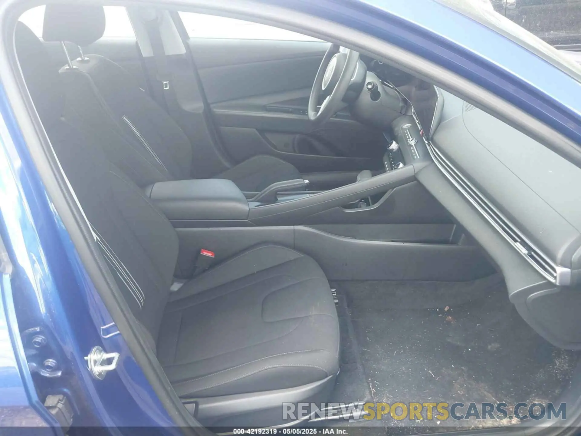 5 Photograph of a damaged car KMHLM4DG4RU650273 HYUNDAI ELANTRA 2024