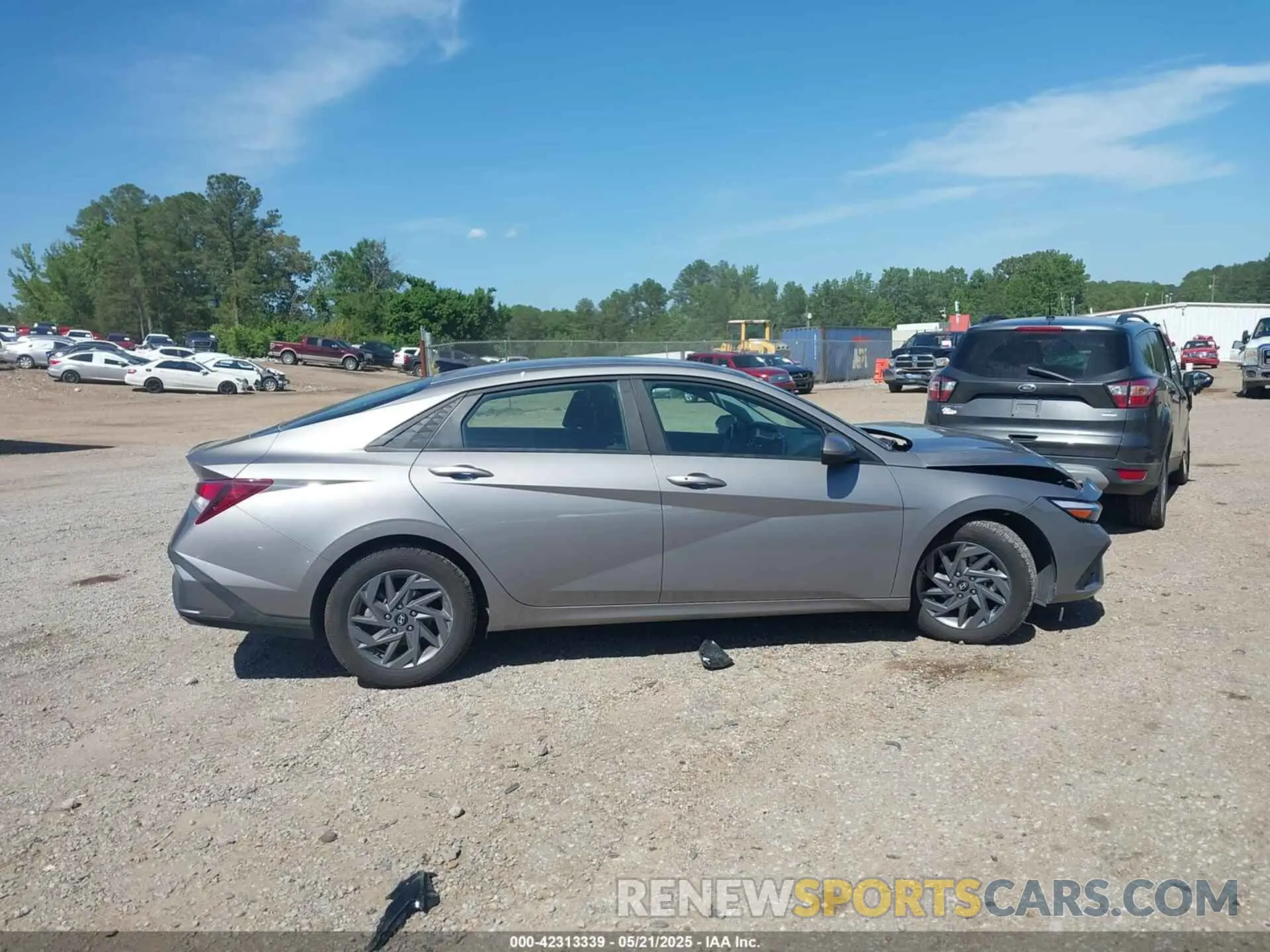 13 Photograph of a damaged car KMHLM4DG4RU650418 HYUNDAI ELANTRA 2024