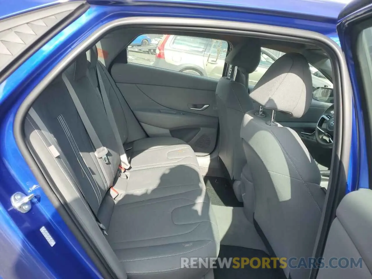 10 Photograph of a damaged car KMHLM4DG4RU658809 HYUNDAI ELANTRA 2024