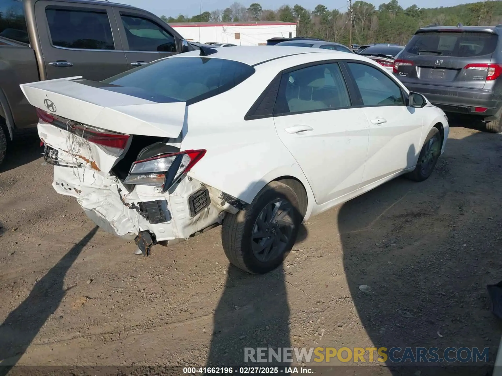 4 Photograph of a damaged car KMHLM4DG4RU681037 HYUNDAI ELANTRA 2024