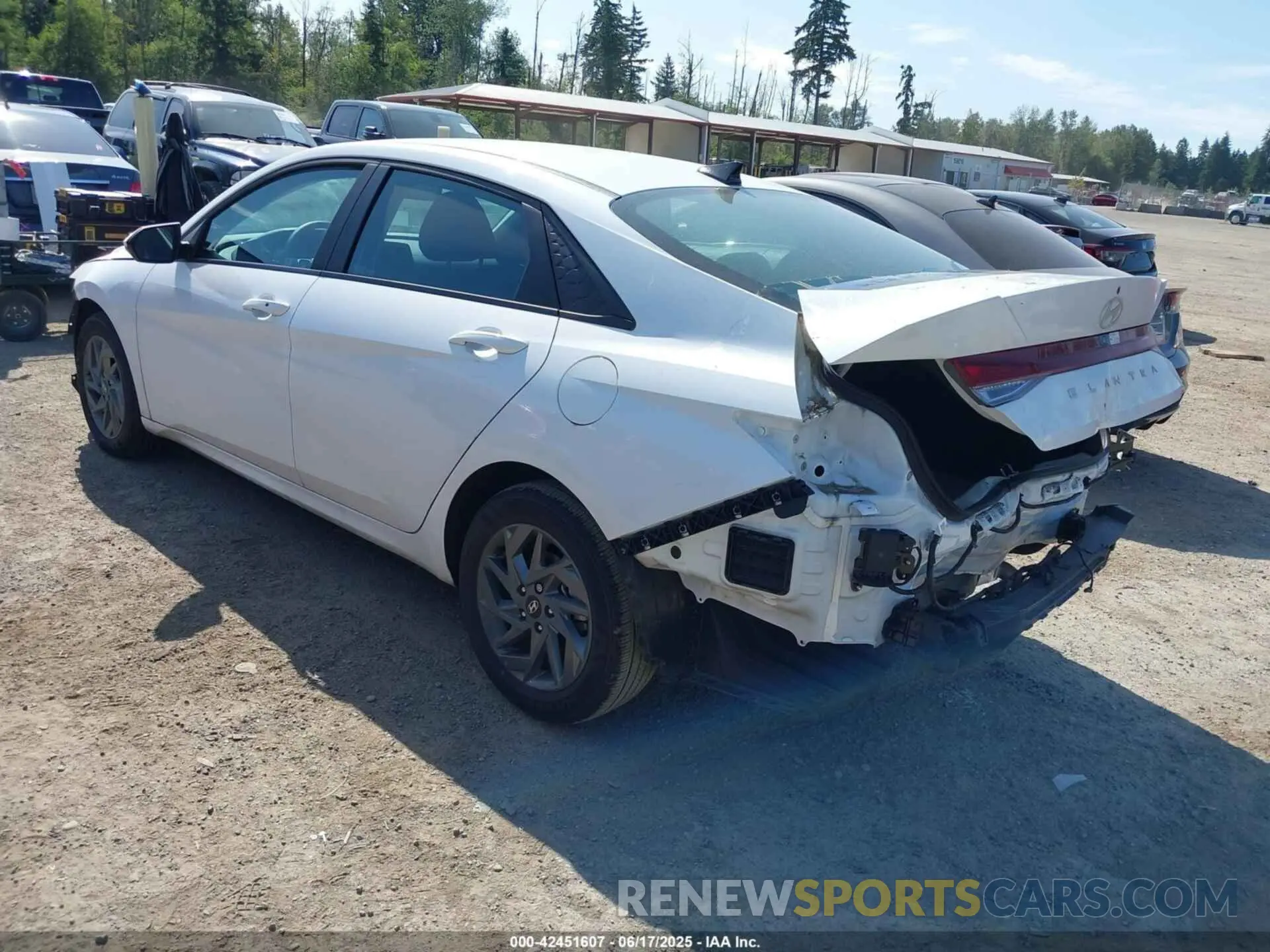 3 Photograph of a damaged car KMHLM4DG4RU694158 HYUNDAI ELANTRA 2024