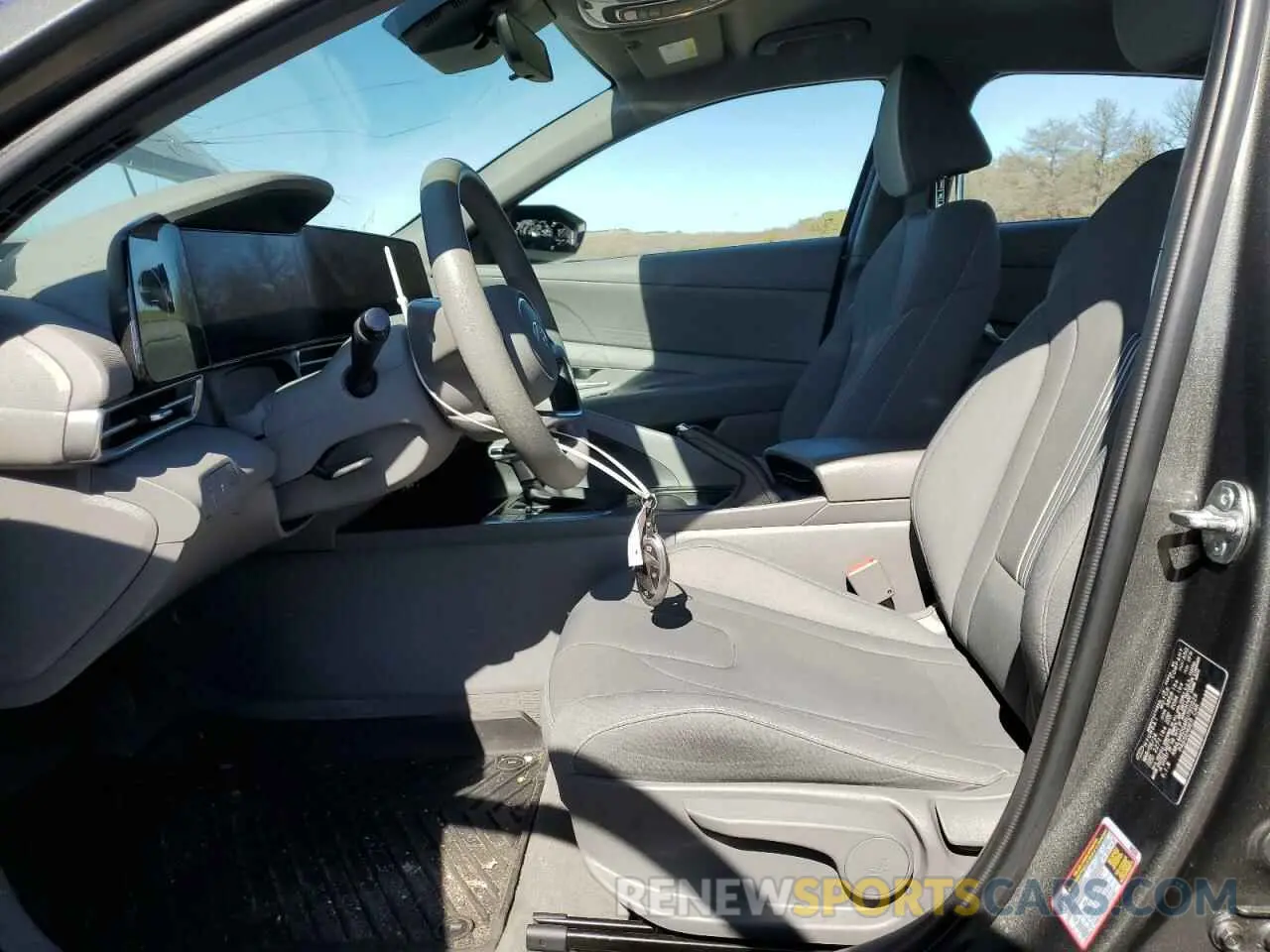 7 Photograph of a damaged car KMHLM4DG4RU760529 HYUNDAI ELANTRA 2024