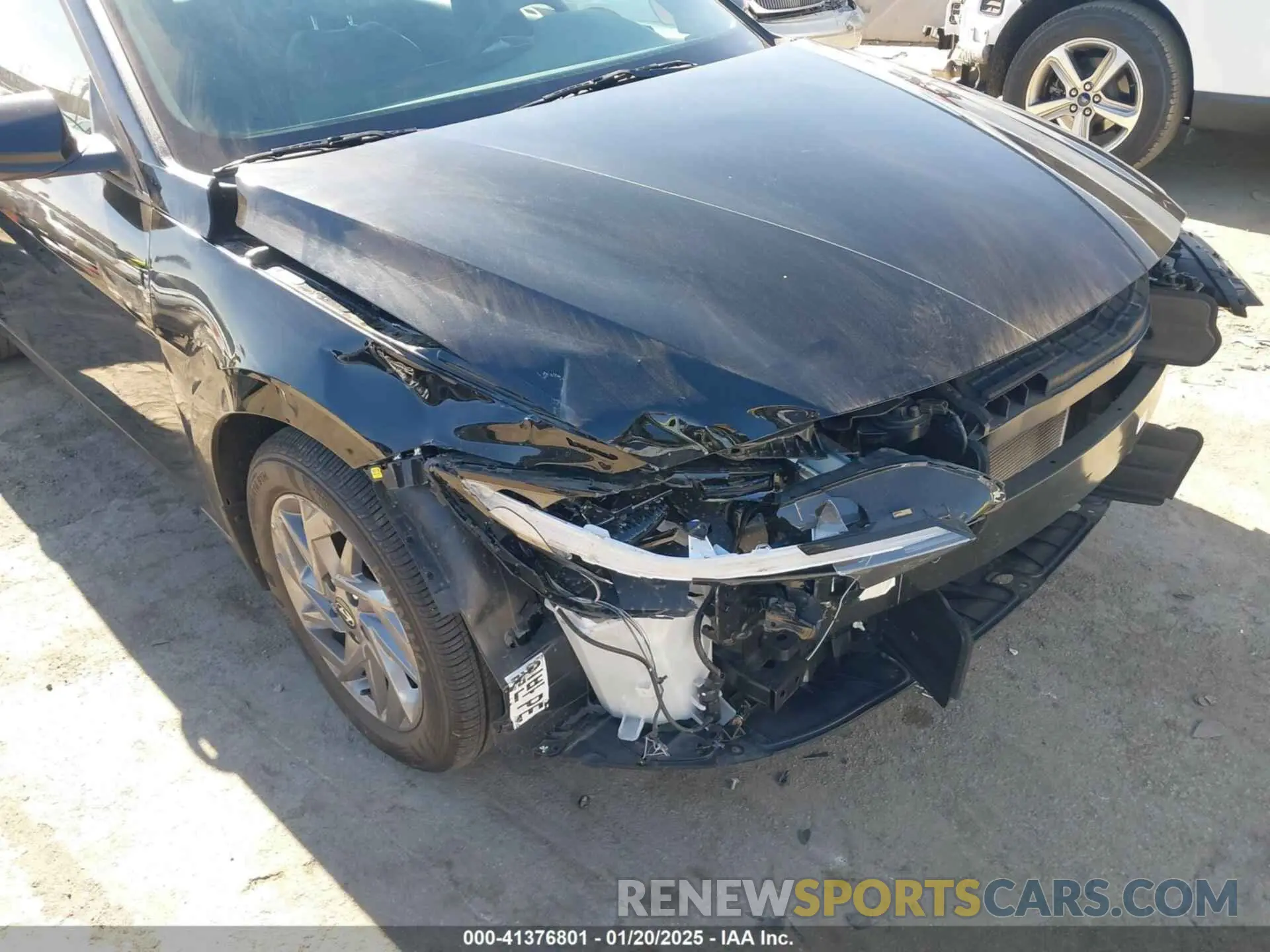 17 Photograph of a damaged car KMHLM4DG4RU778450 HYUNDAI ELANTRA 2024