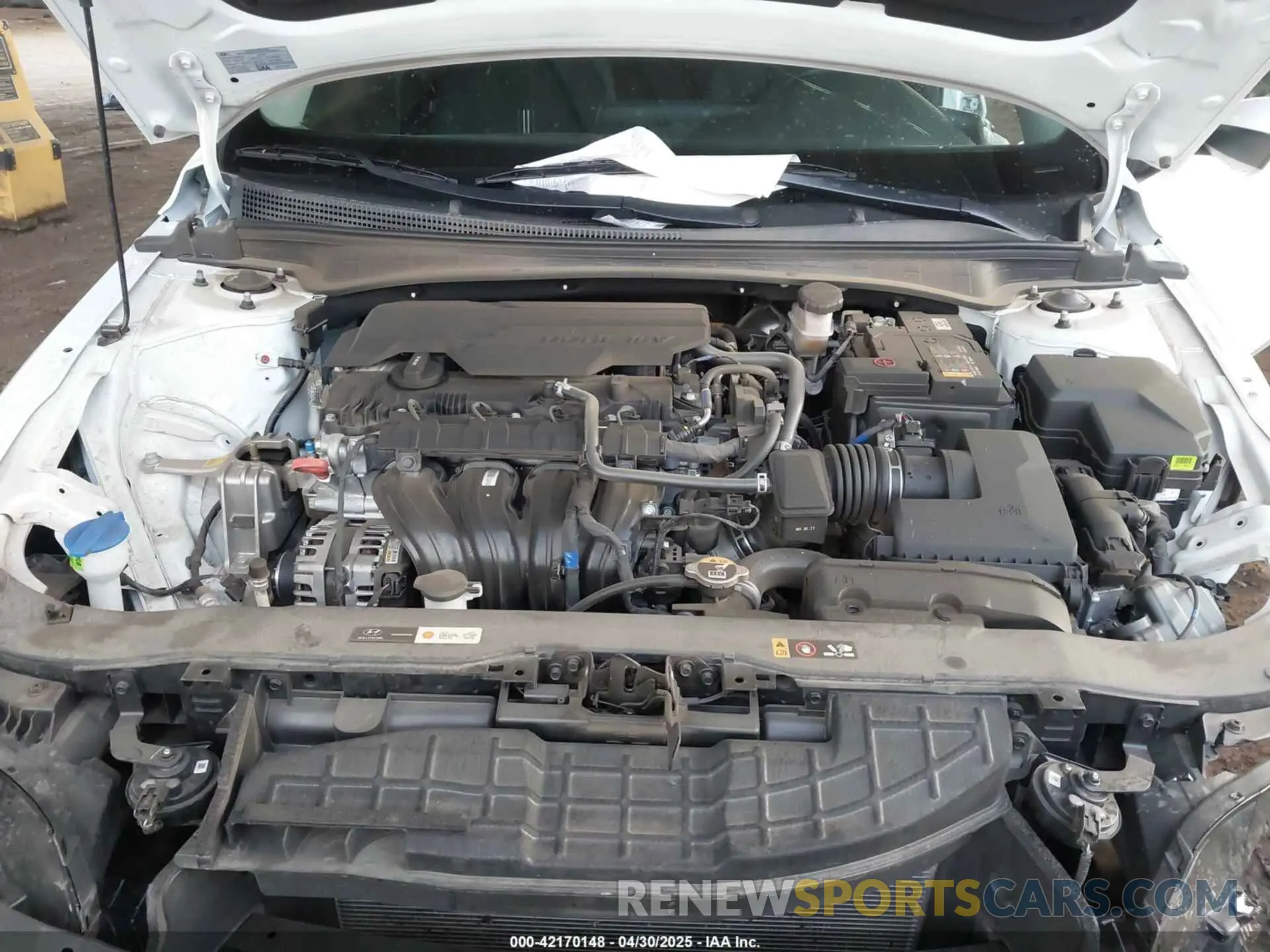 10 Photograph of a damaged car KMHLM4DG4RU779100 HYUNDAI ELANTRA 2024