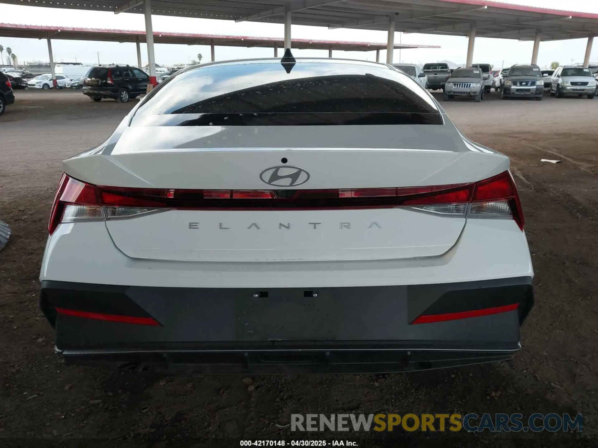 16 Photograph of a damaged car KMHLM4DG4RU779100 HYUNDAI ELANTRA 2024