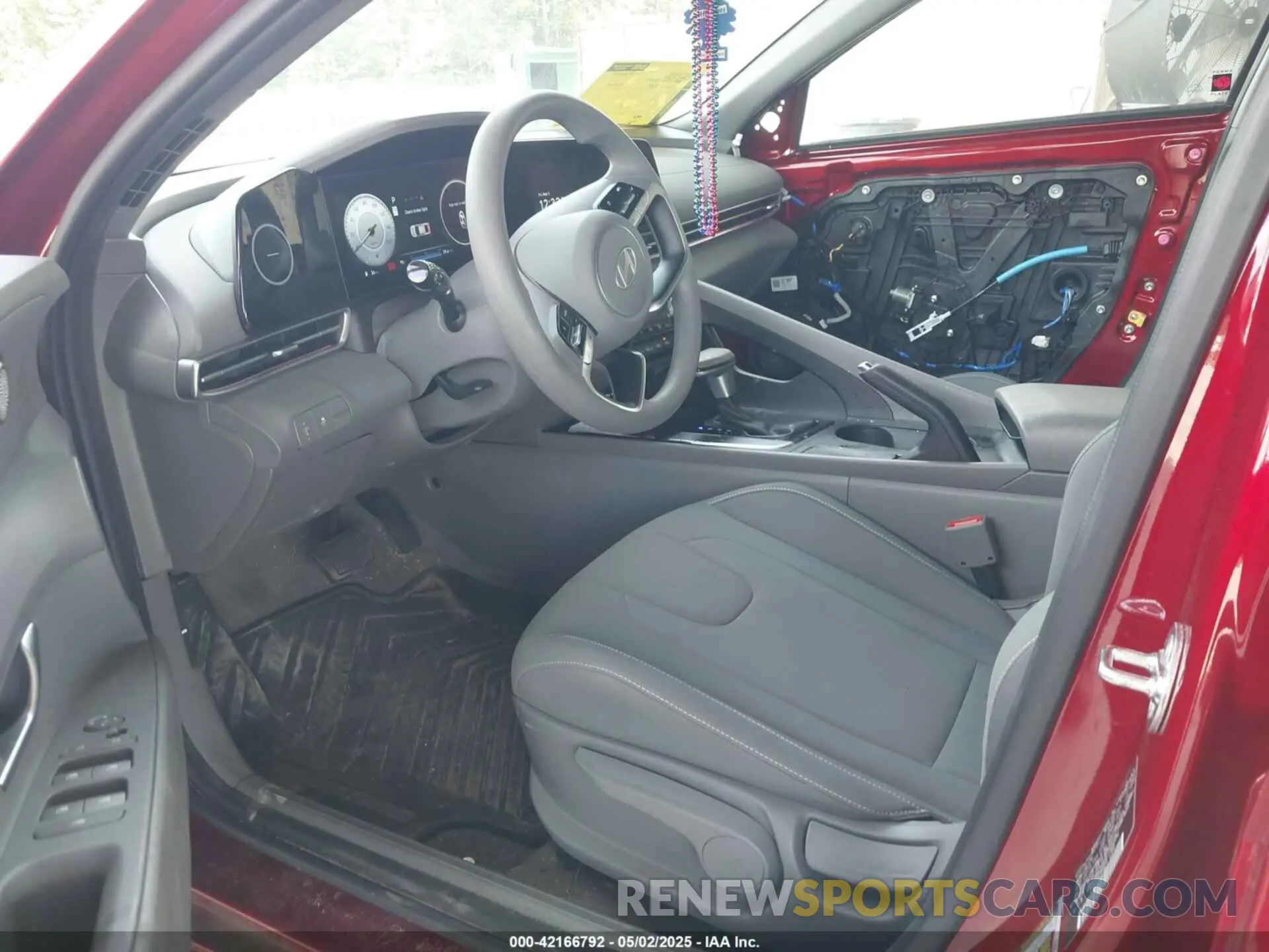5 Photograph of a damaged car KMHLM4DG4RU798584 HYUNDAI ELANTRA 2024