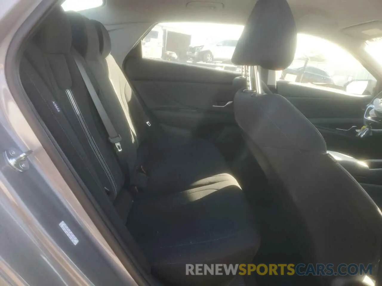 10 Photograph of a damaged car KMHLM4DG4RU806344 HYUNDAI ELANTRA 2024