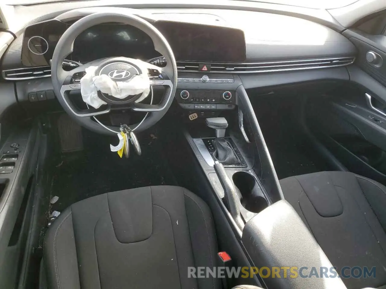 8 Photograph of a damaged car KMHLM4DG4RU806344 HYUNDAI ELANTRA 2024