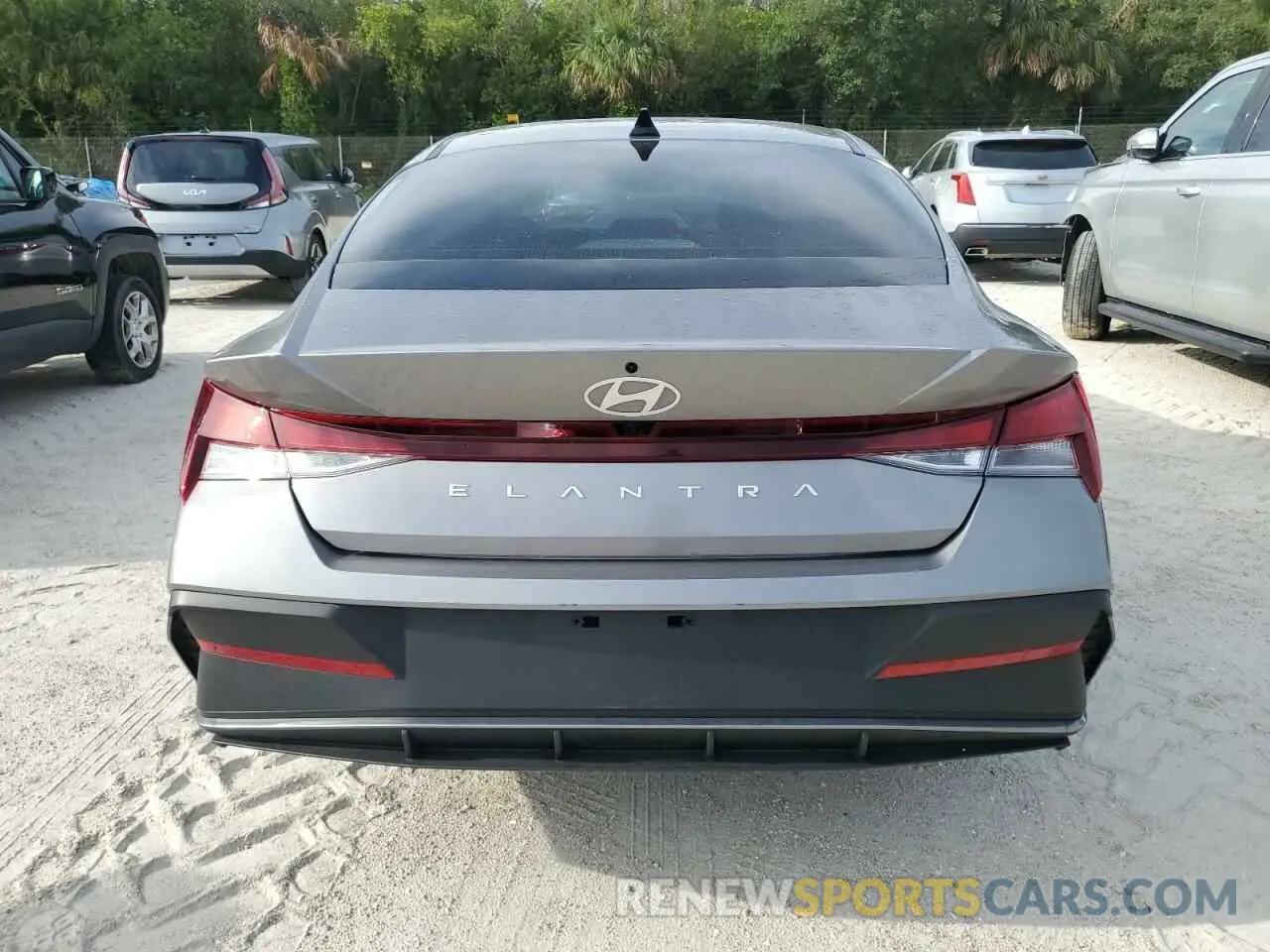6 Photograph of a damaged car KMHLM4DG4RU835410 HYUNDAI ELANTRA 2024