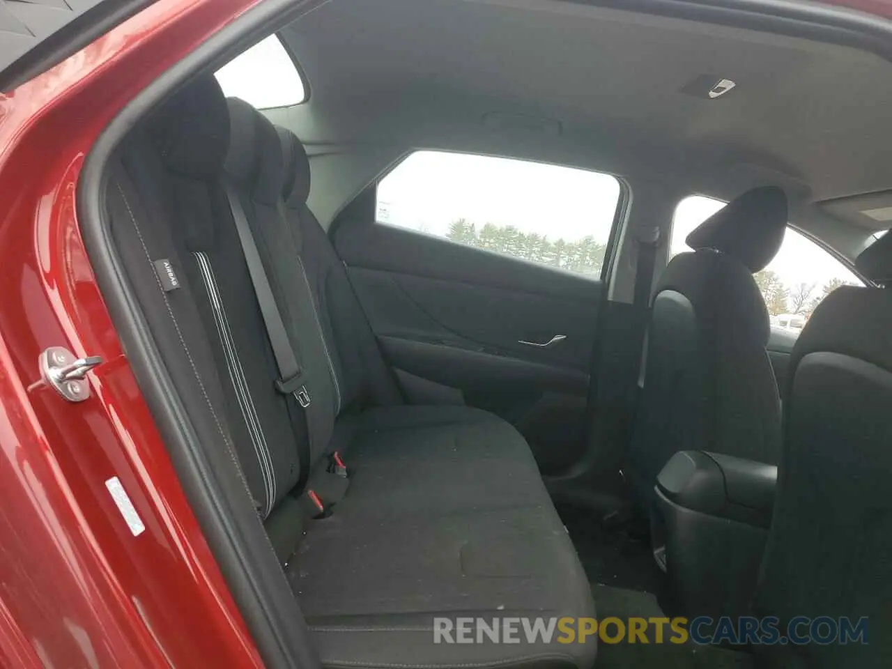 10 Photograph of a damaged car KMHLM4DG5RU729855 HYUNDAI ELANTRA 2024