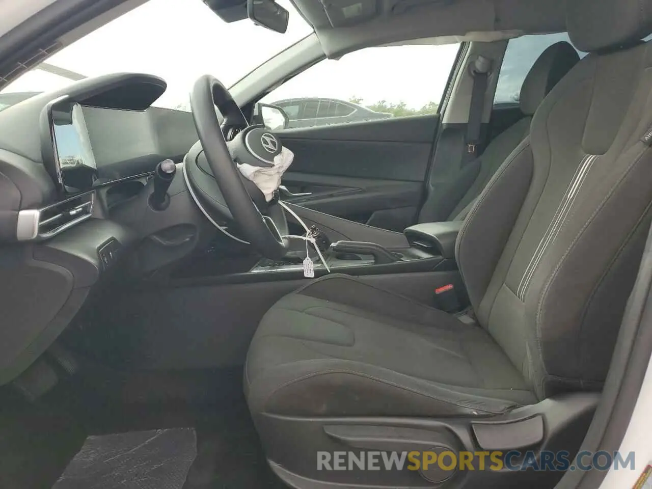 7 Photograph of a damaged car KMHLM4DG5RU755078 HYUNDAI ELANTRA 2024